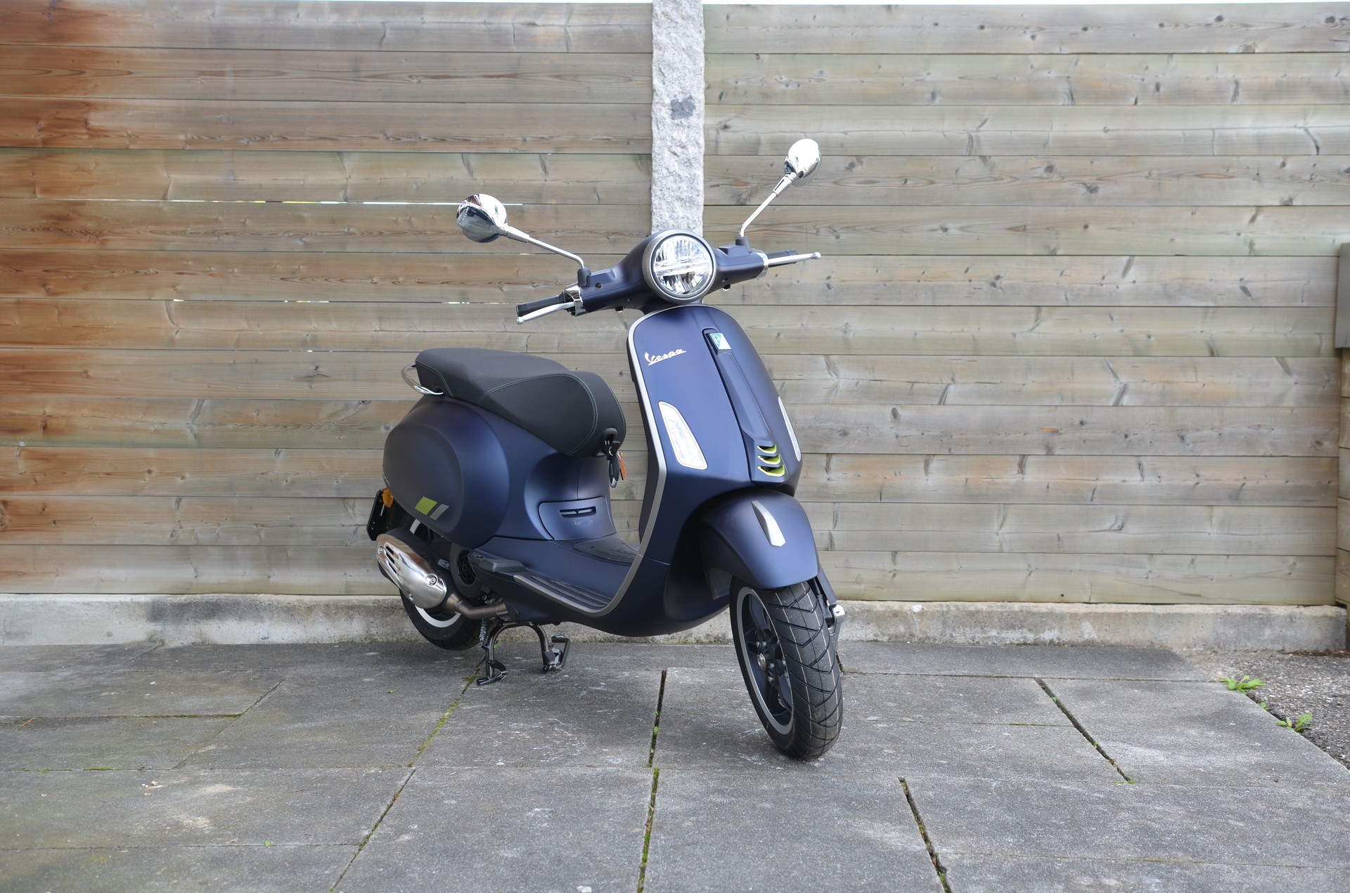 PIAGGIO Vespa 125 Primavera Tech-showroom-element-2