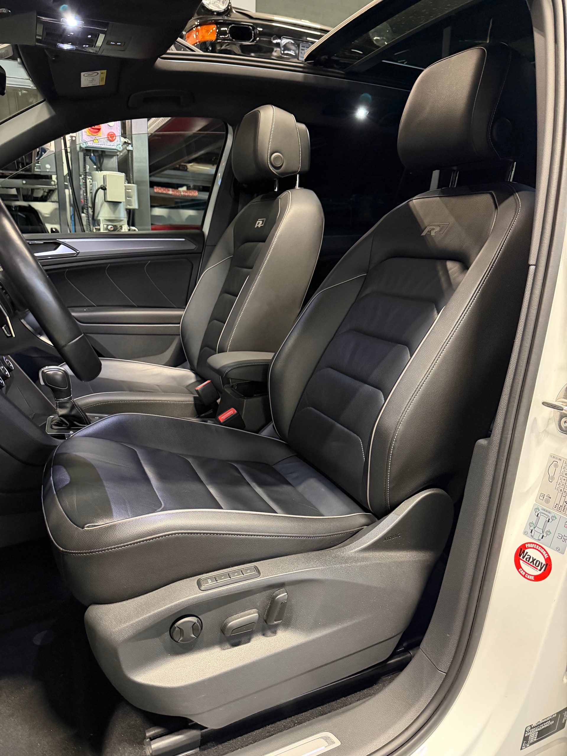 VW Tiguan 2.0TSI Highline 4Motion DSG-image-11
