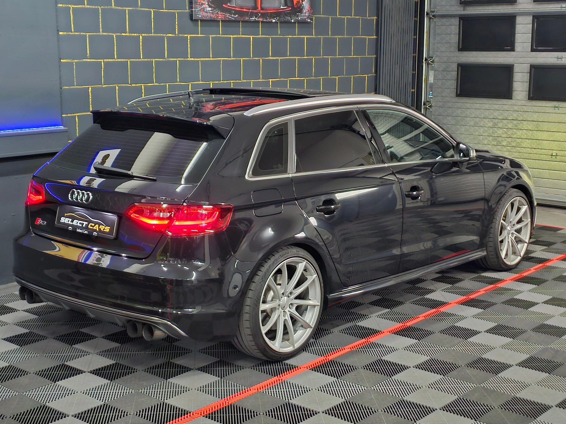 AUDI S3 Sportback 2.0 TFSI quattro S-tronic-image-2