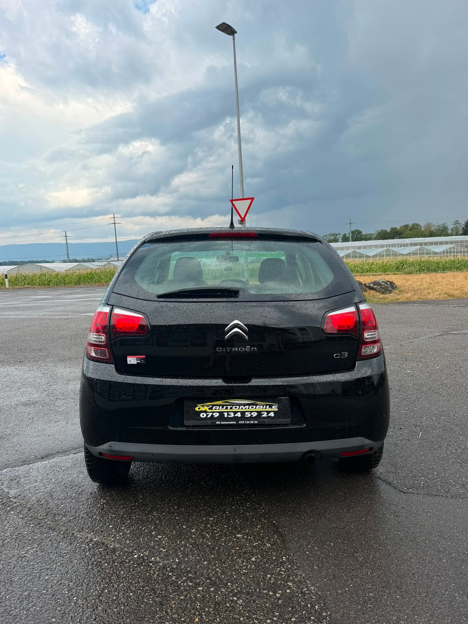 CITROEN C3 1.2i Exclusive-image-3