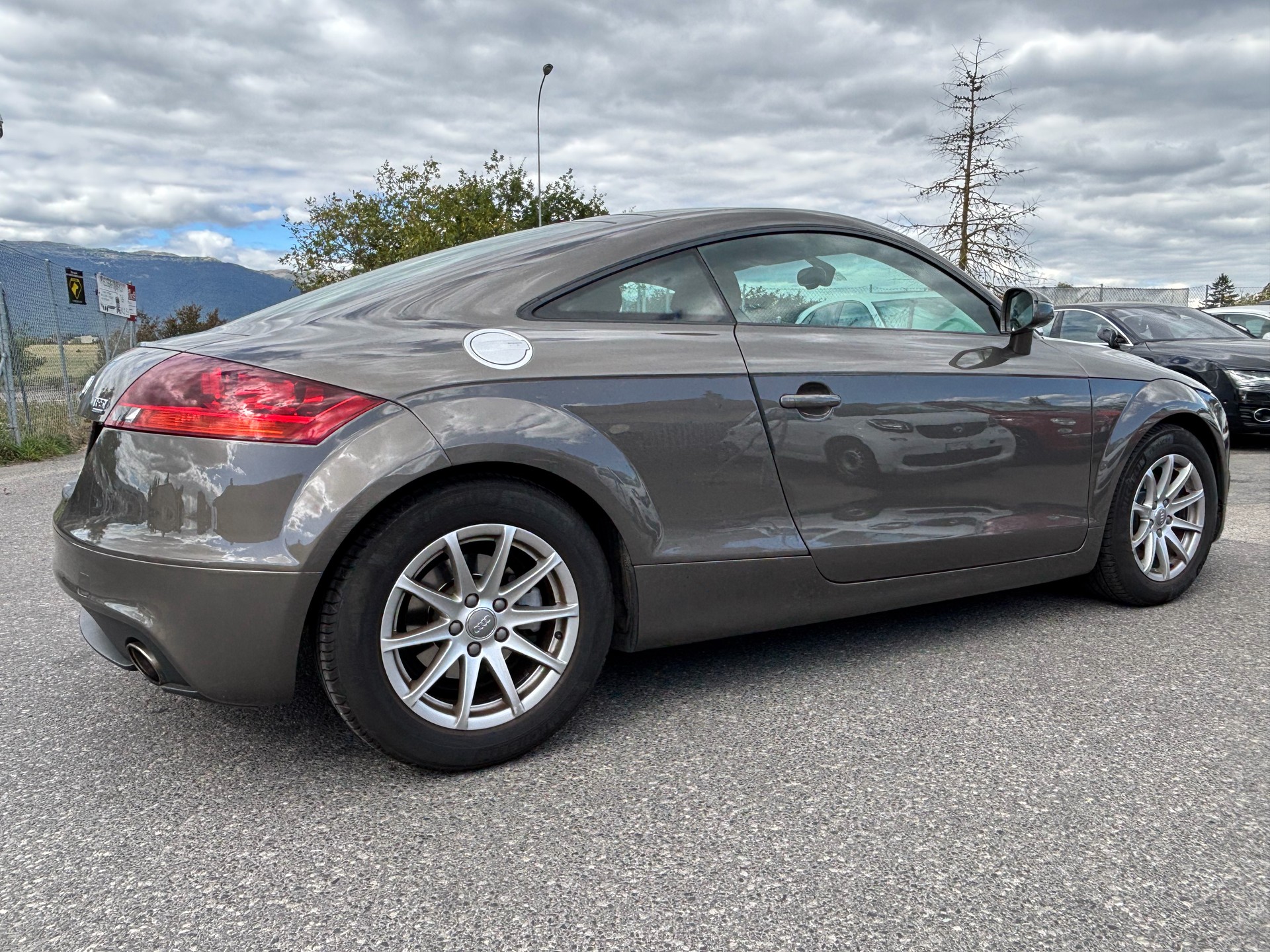 AUDI TT Coupé 2.0 TFSI quattro S-tronic-image-5