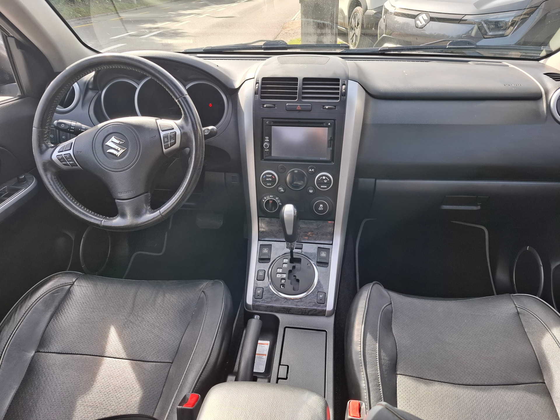 SUZUKI Grand Vitara 2.4 16V Sergio Cellano Automatic-image-4