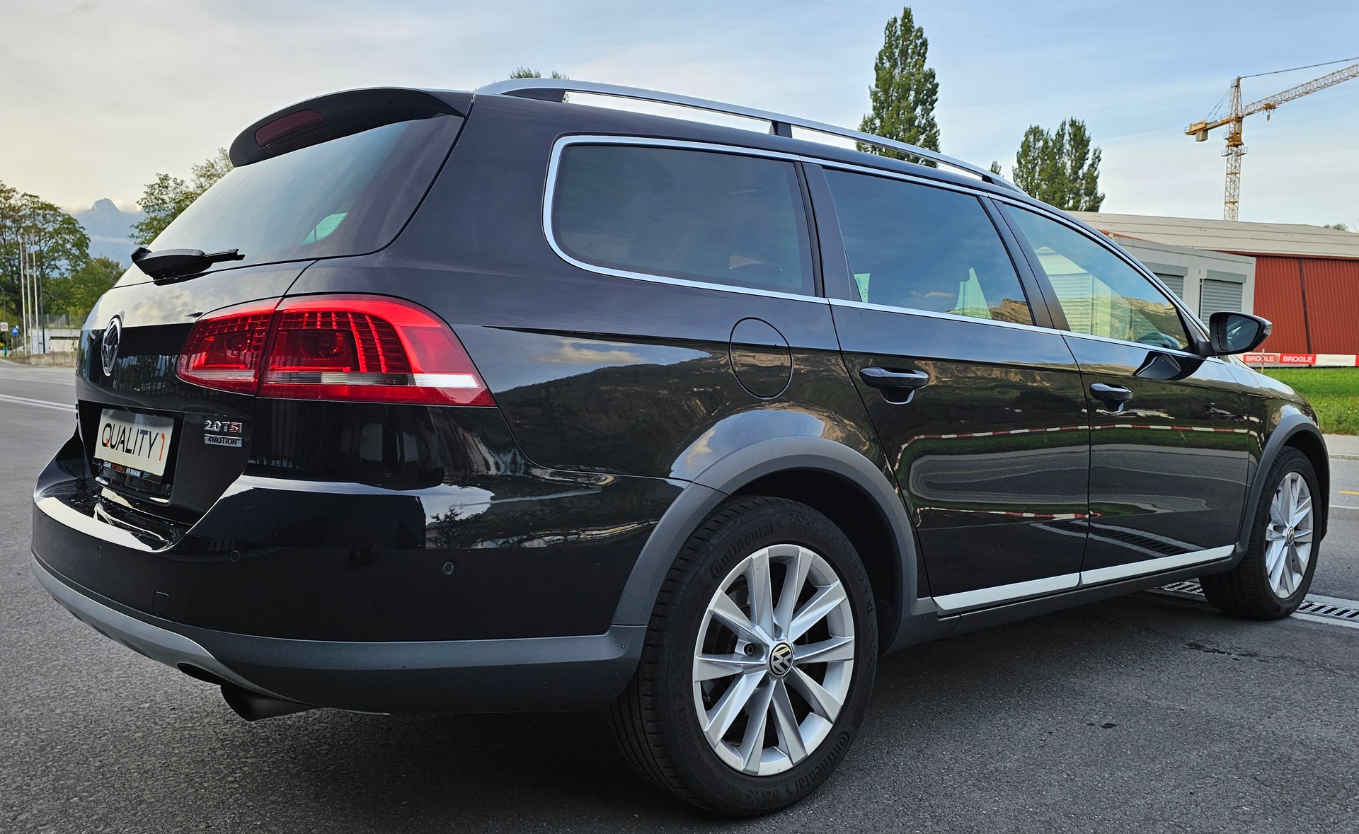 VW Passat Alltrack 2.0 TSI 4Motion DSG-image-5
