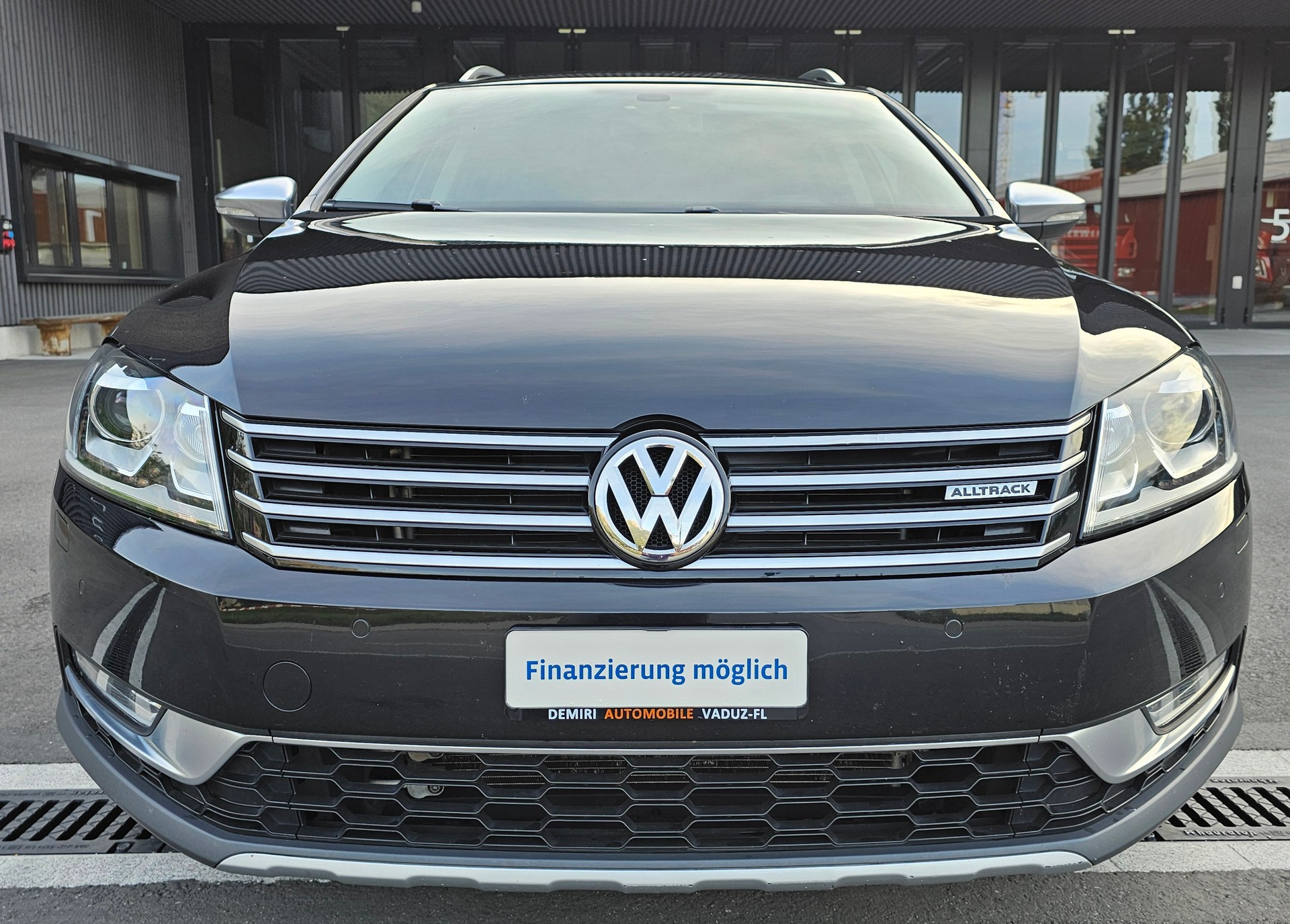 VW Passat Alltrack 2.0 TSI 4Motion DSG-image-6