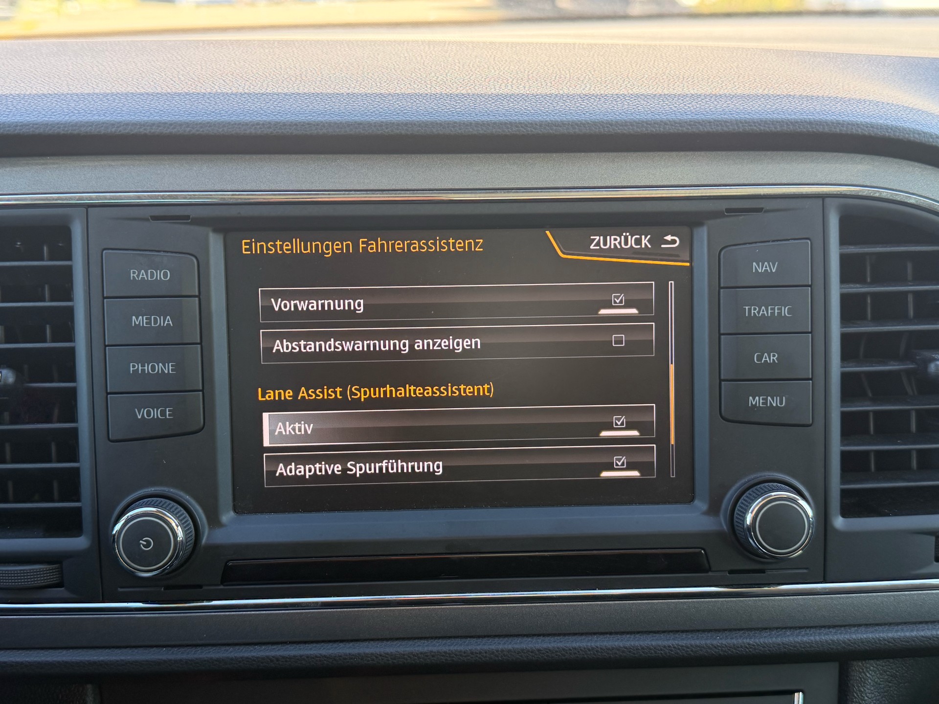 SEAT Leon ST 2.0 TDI FR-image-26