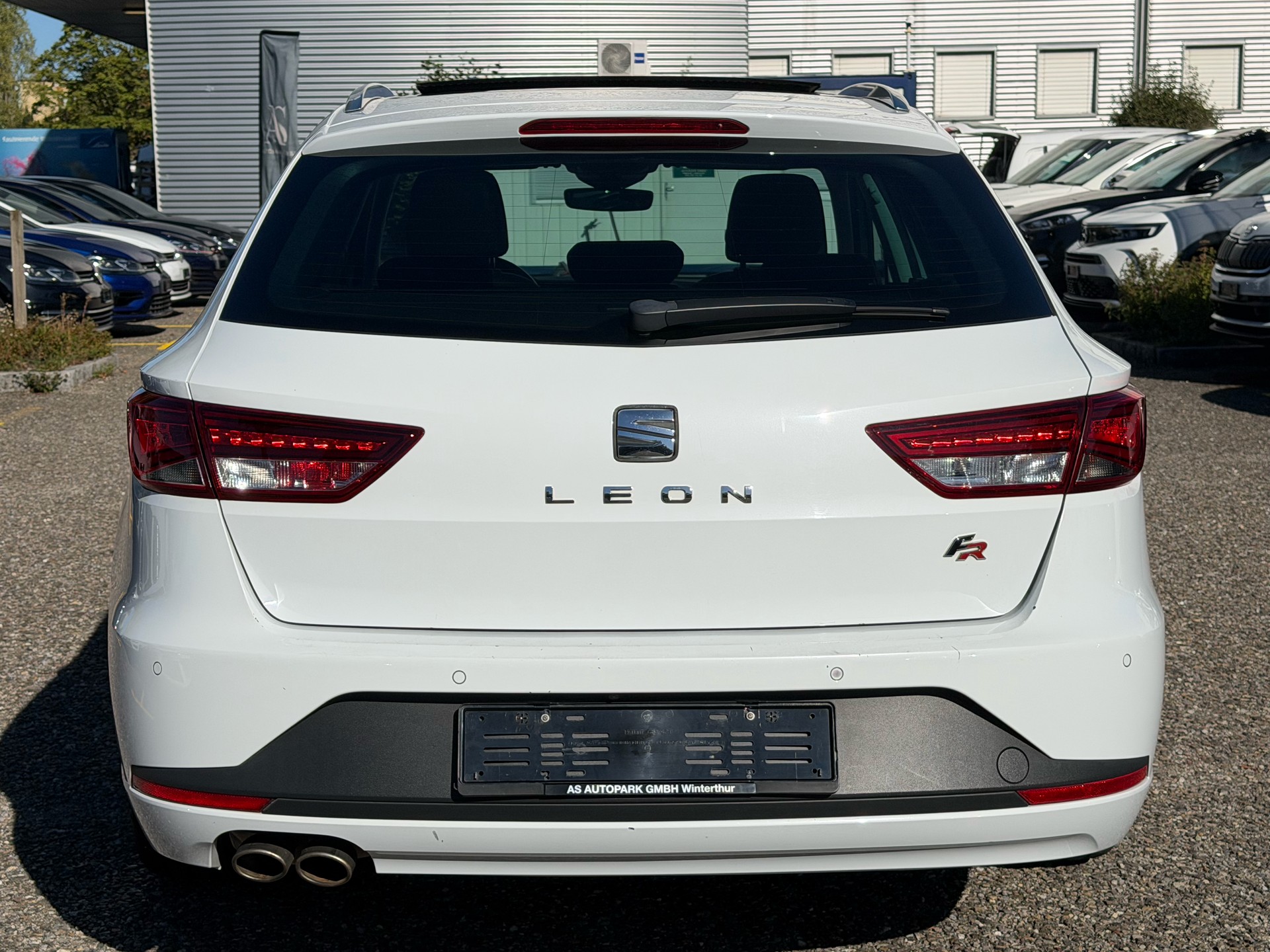 SEAT Leon ST 2.0 TDI FR-image-5