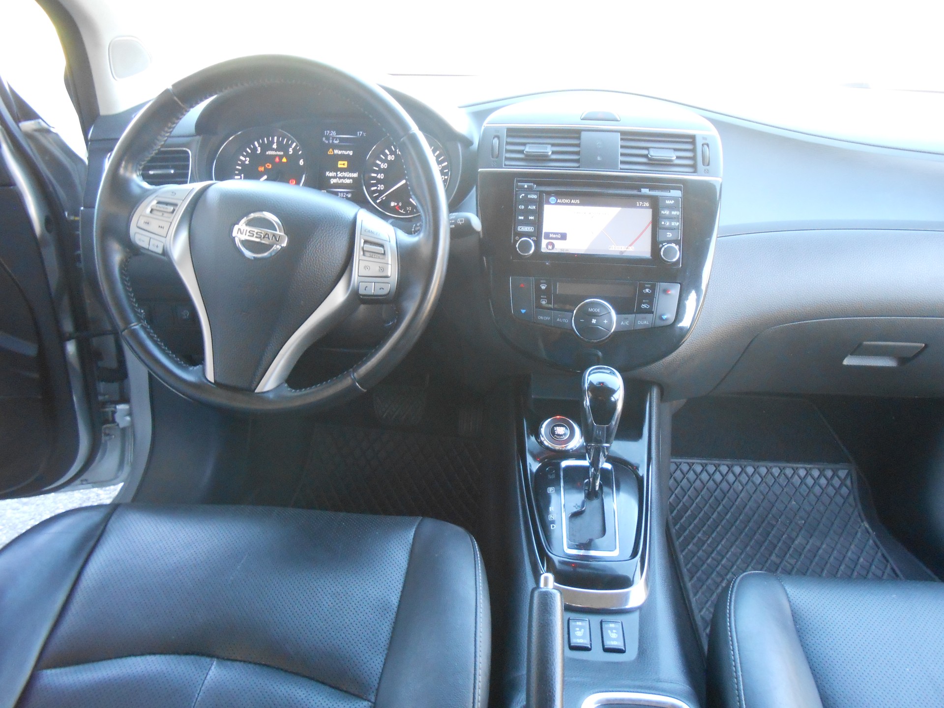 NISSAN Pulsar 1.2 DIG-T tekna Xtronic CVT-image-9