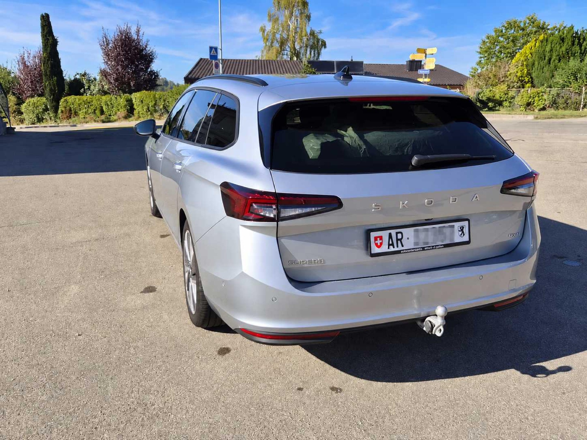 SKODA 2.0 TDI Selection 4x4 DSG-image-4