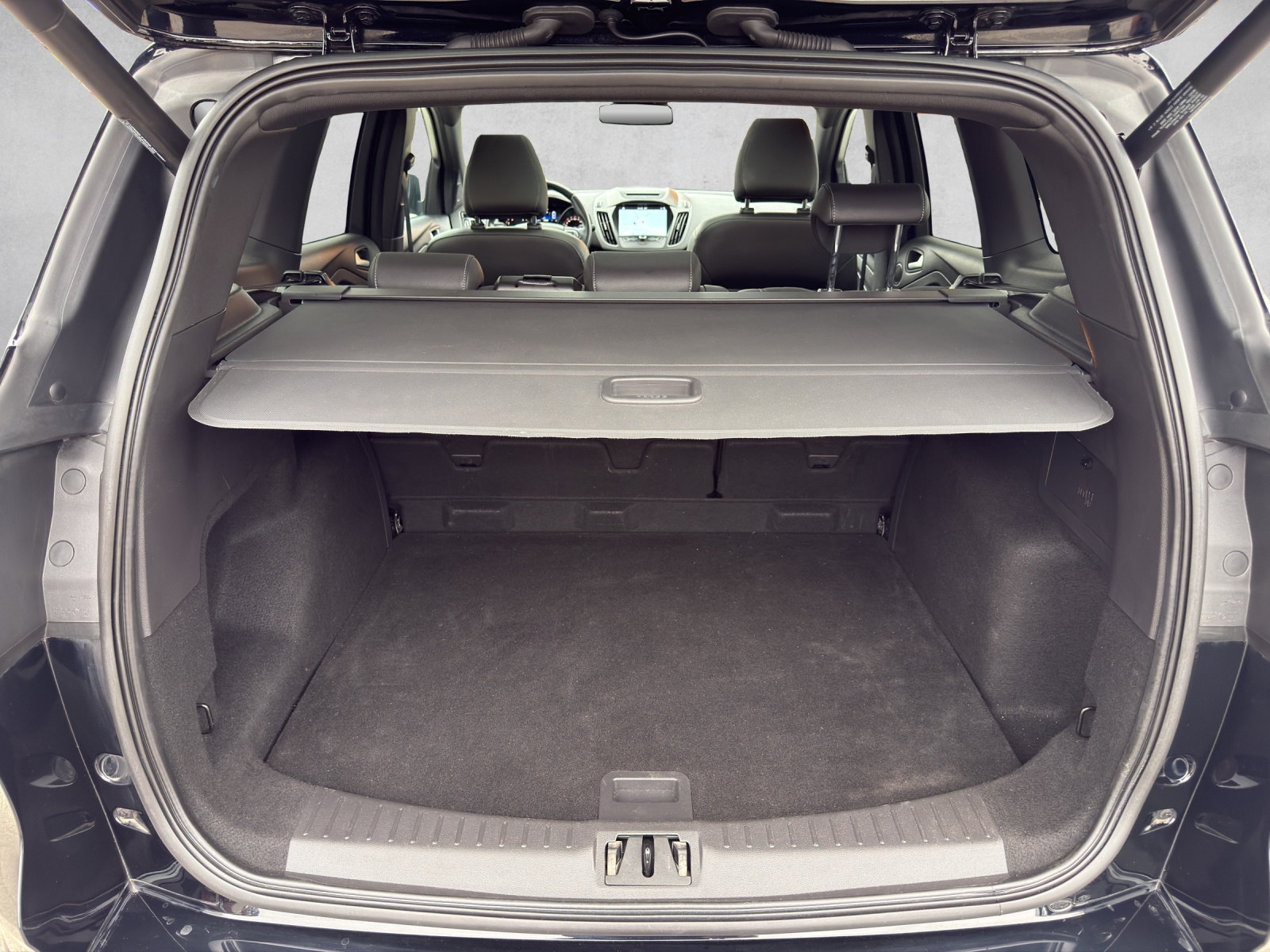 FORD Kuga 1.5 SCTi ST Line 4WD Automatic-image-19