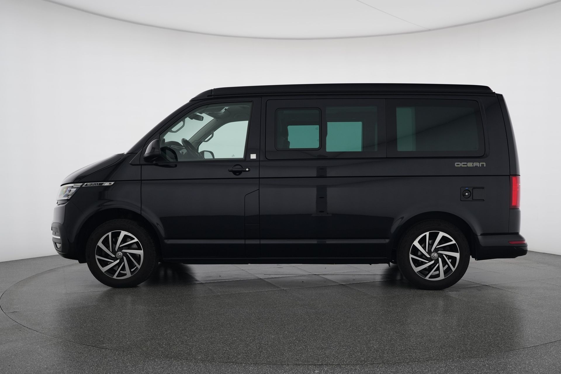 VW T6.1 California 2.0 TDI Ocean Liberty DSG-image-2