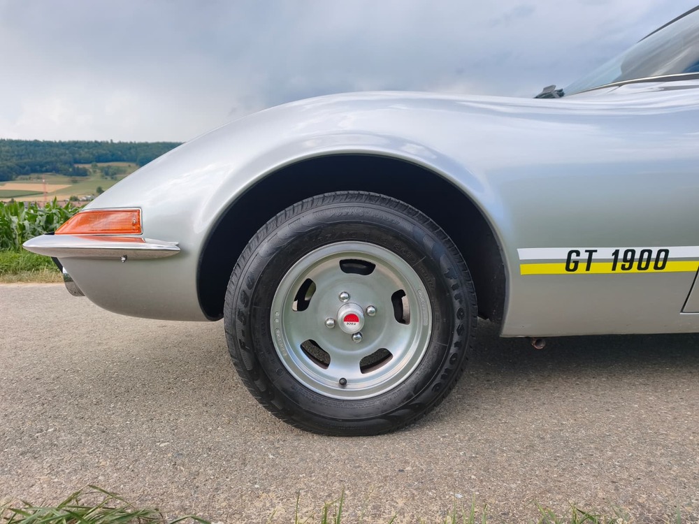 OPEL GT 1900-image-14