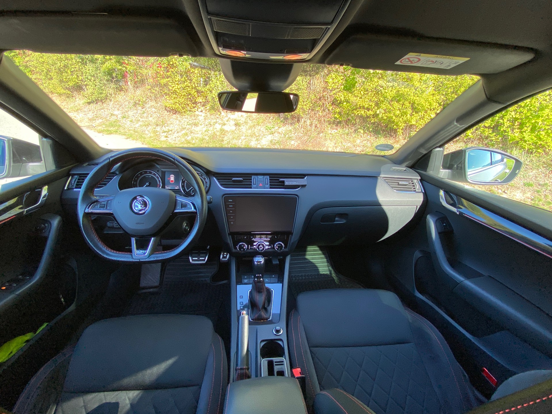SKODA 2.0 TDI 184 RS 4x4 DSG-image-4