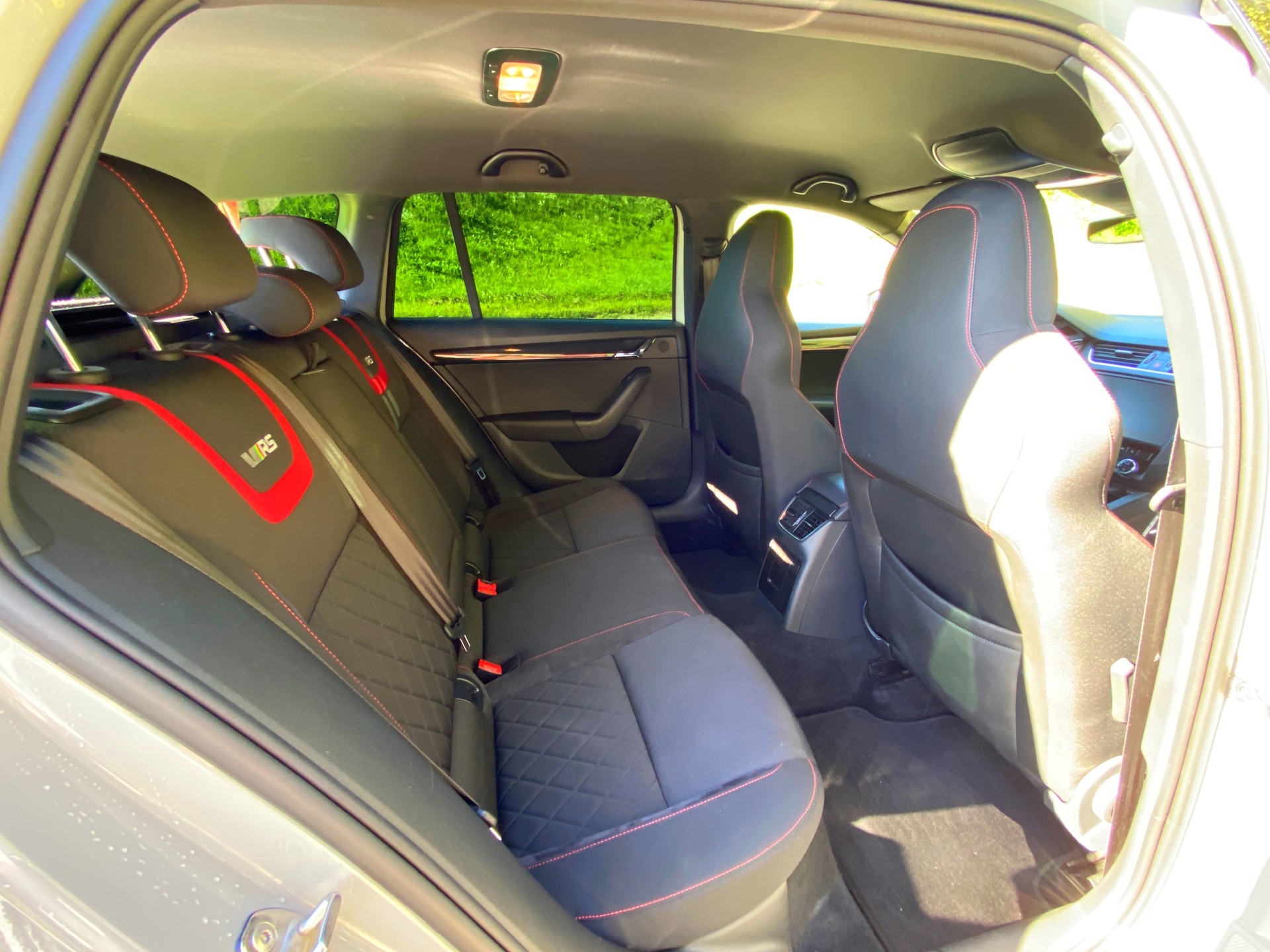 SKODA 2.0 TDI 184 RS 4x4 DSG-image-5