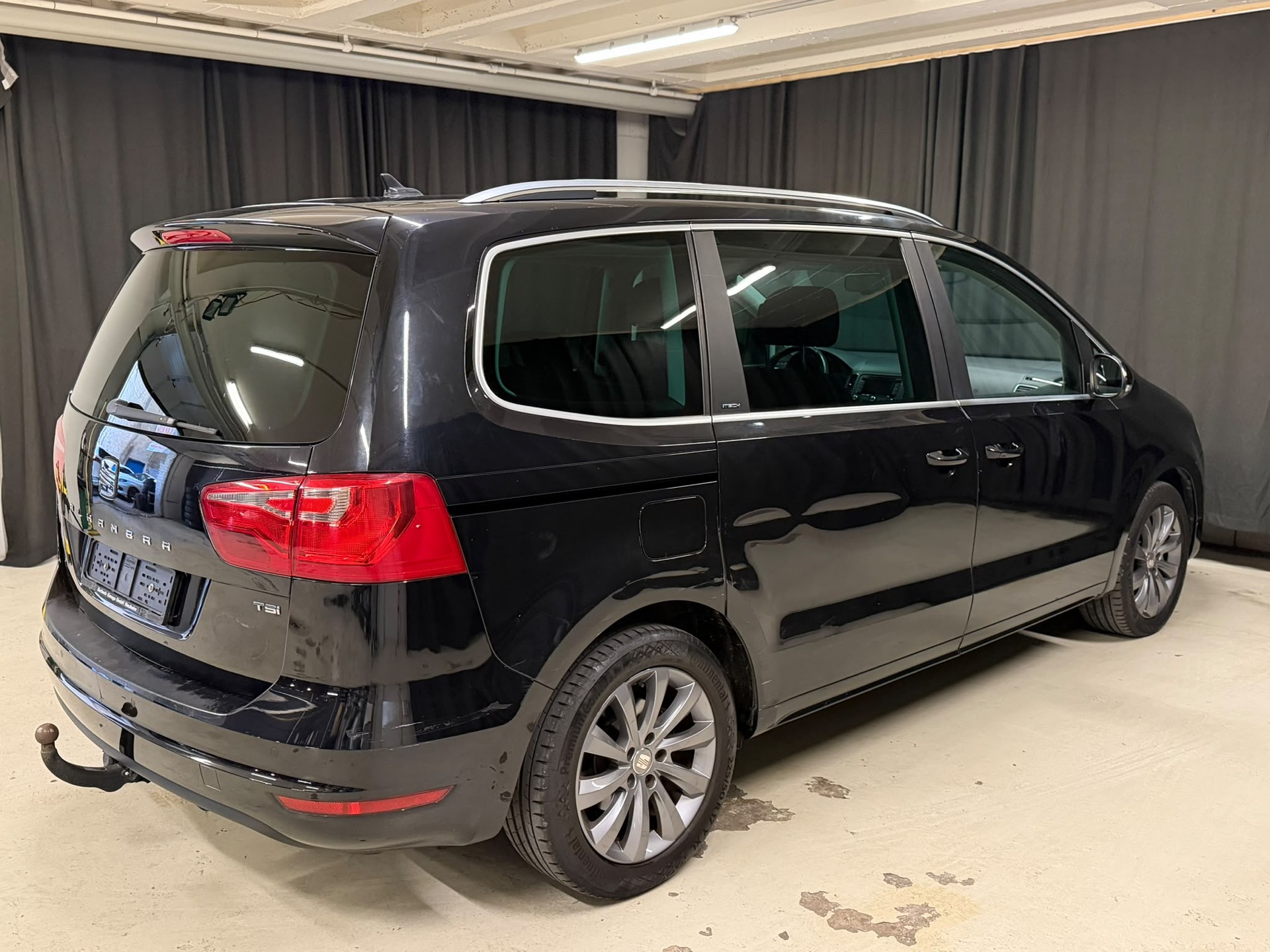 SEAT Alhambra 1.4 TSI Reference Eco DSG-image-3