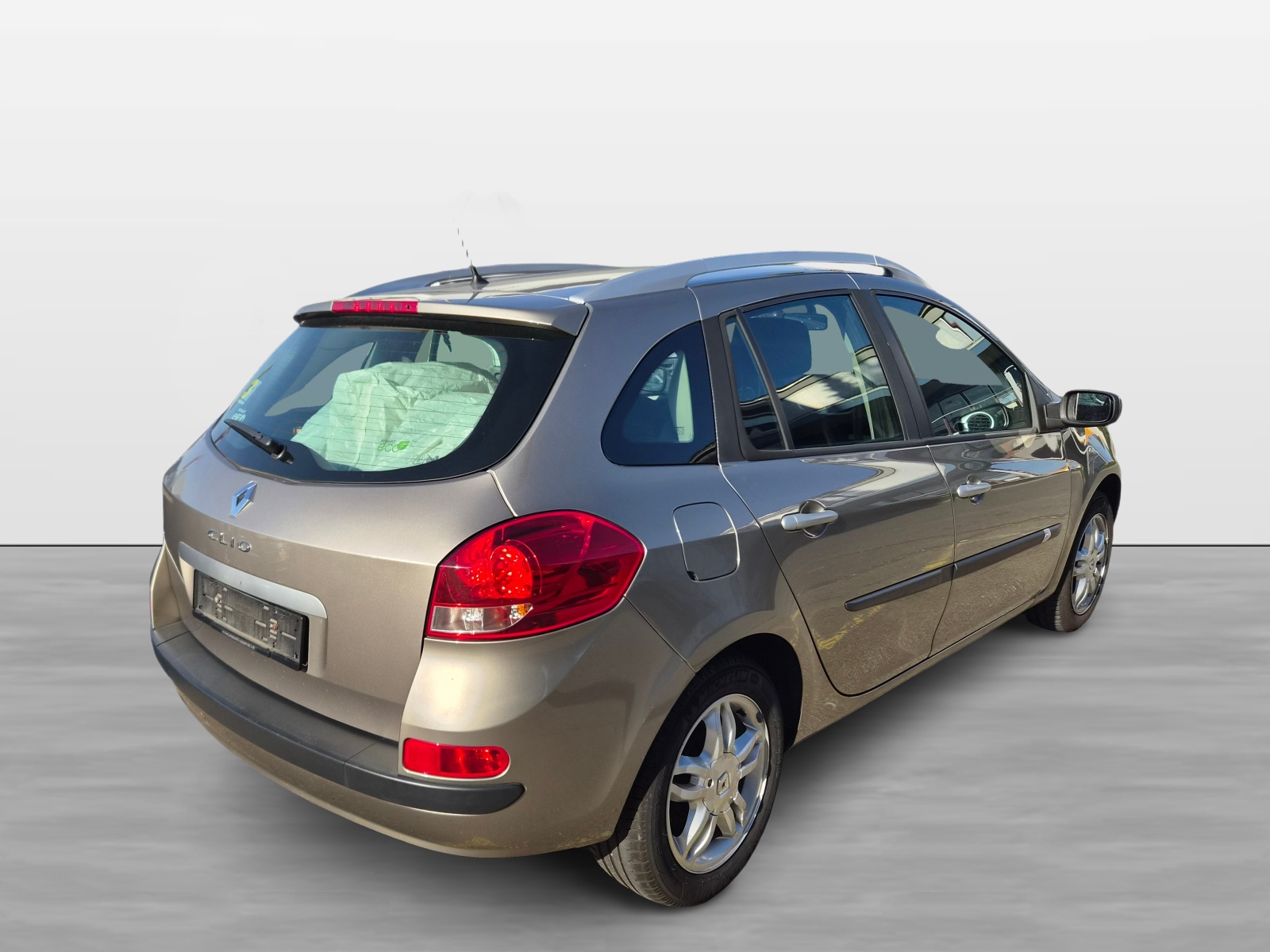 RENAULT Clio Grandtour 1.2 16V Turbo Dynamique-image-5