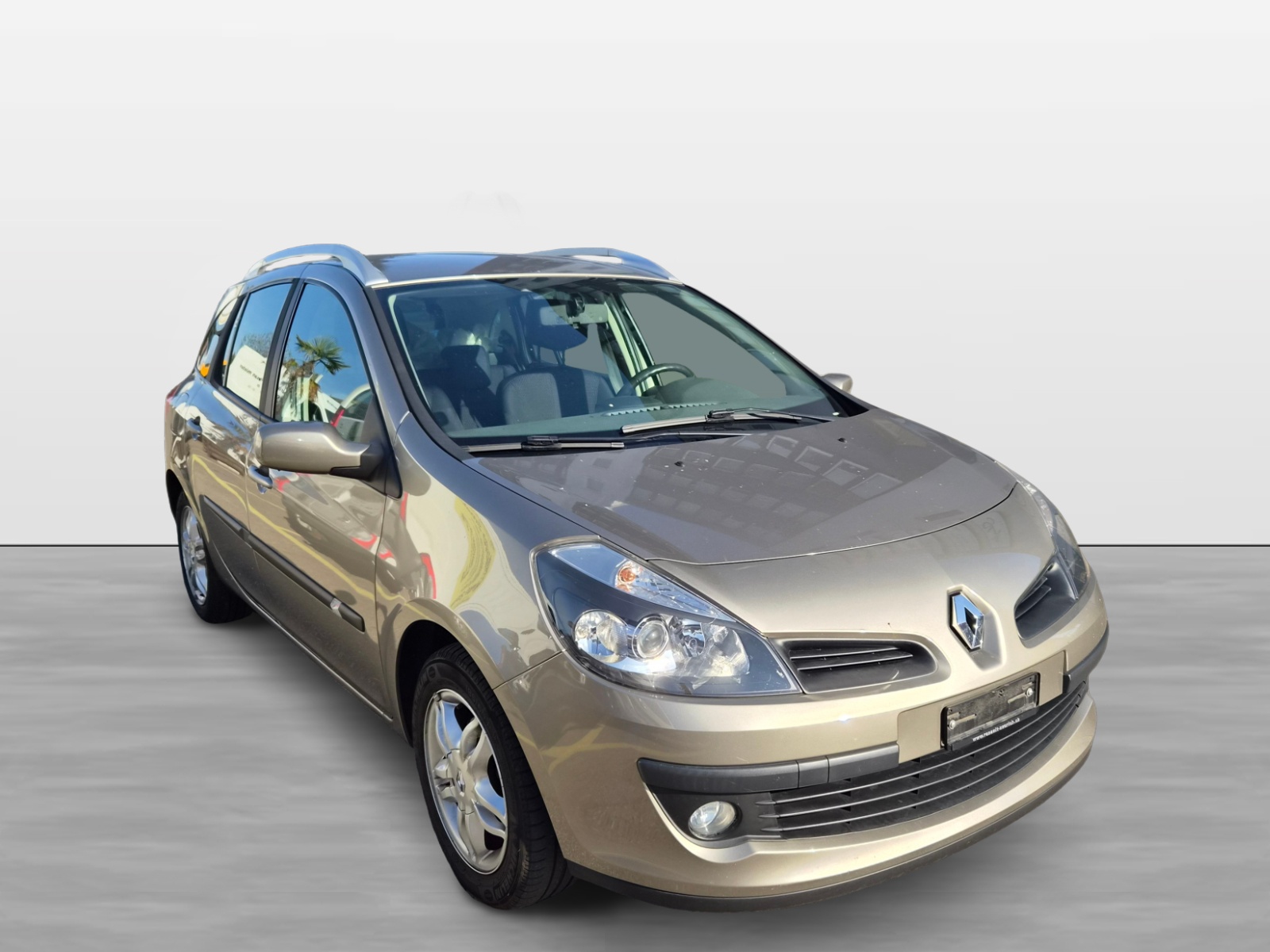 RENAULT Clio Grandtour 1.2 16V Turbo Dynamique-image-4