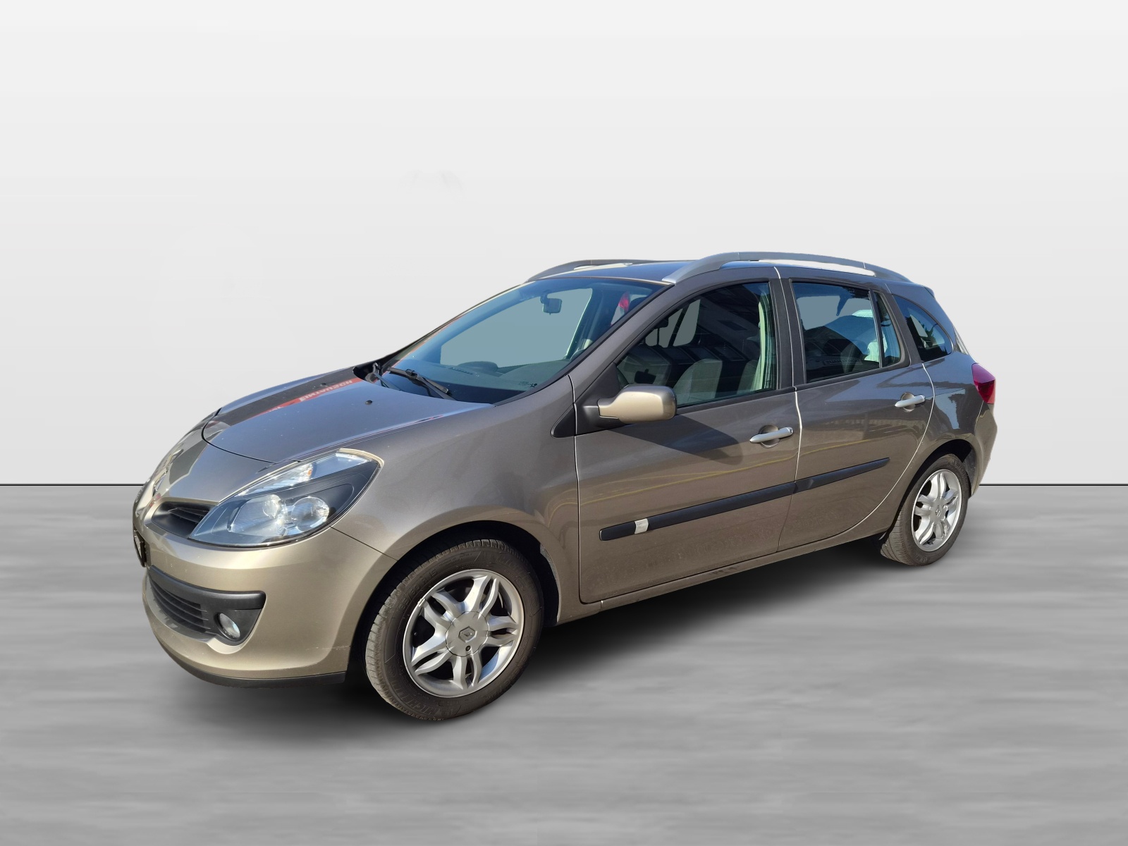 RENAULT Clio Grandtour 1.2 16V Turbo Dynamique-image-1