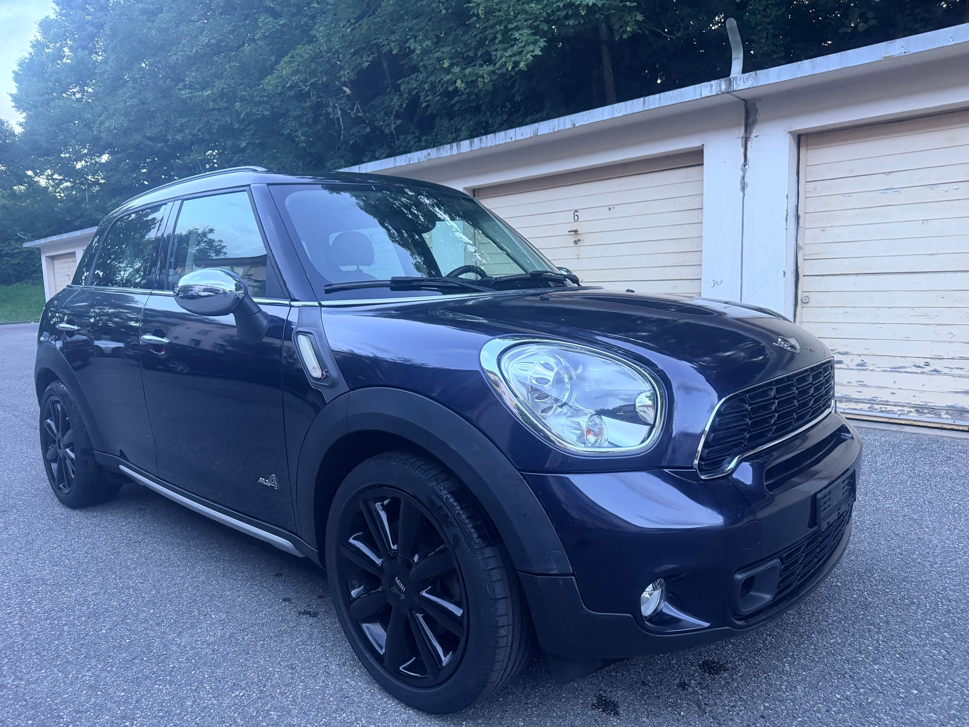 MINI 1.6i Countryman S ALL4-image-1