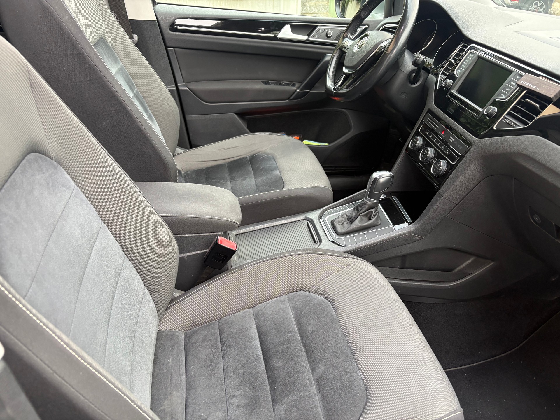 VW 2.0 TDI Highline DSG-image-4