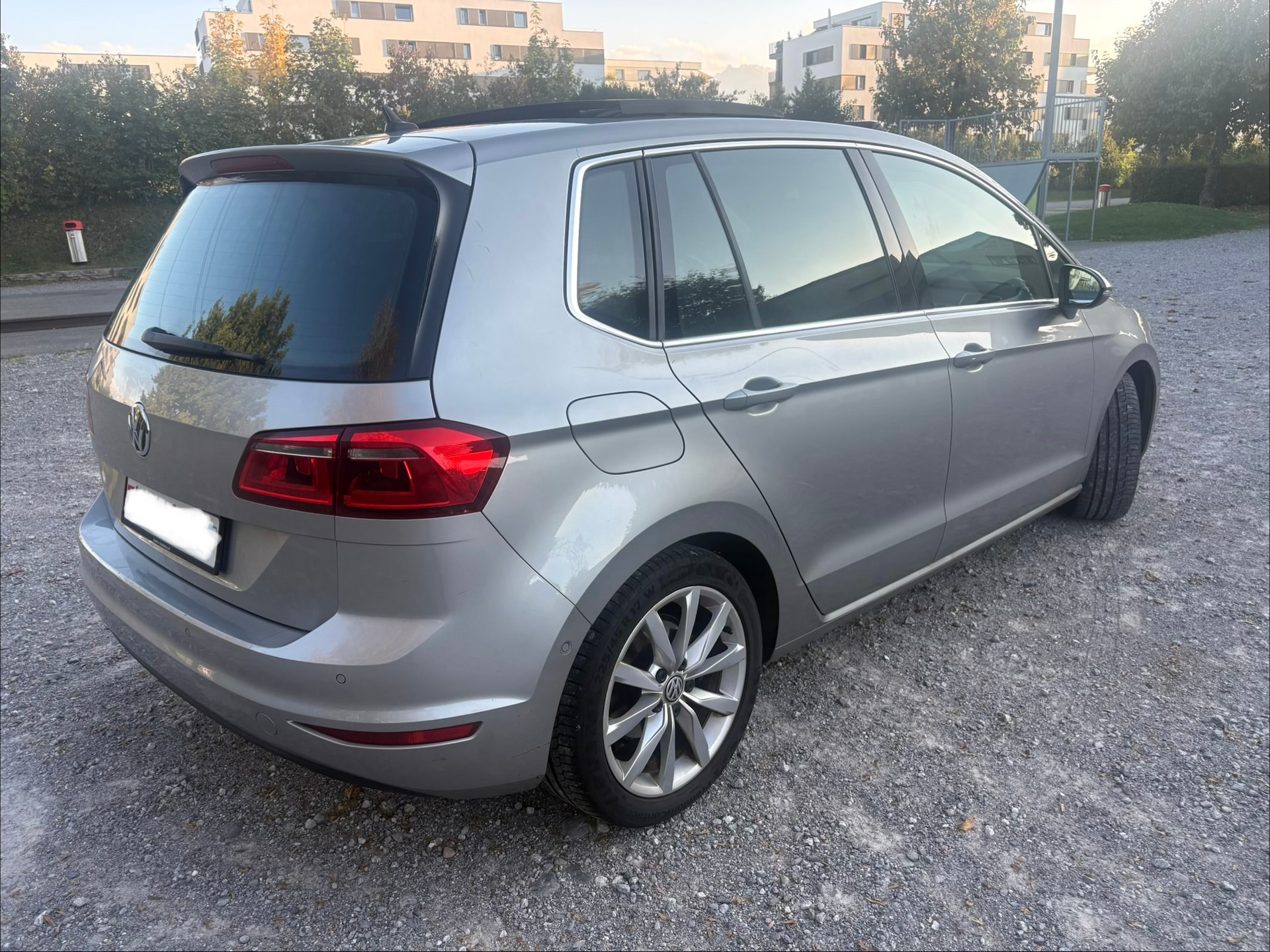VW 2.0 TDI Highline DSG-image-1