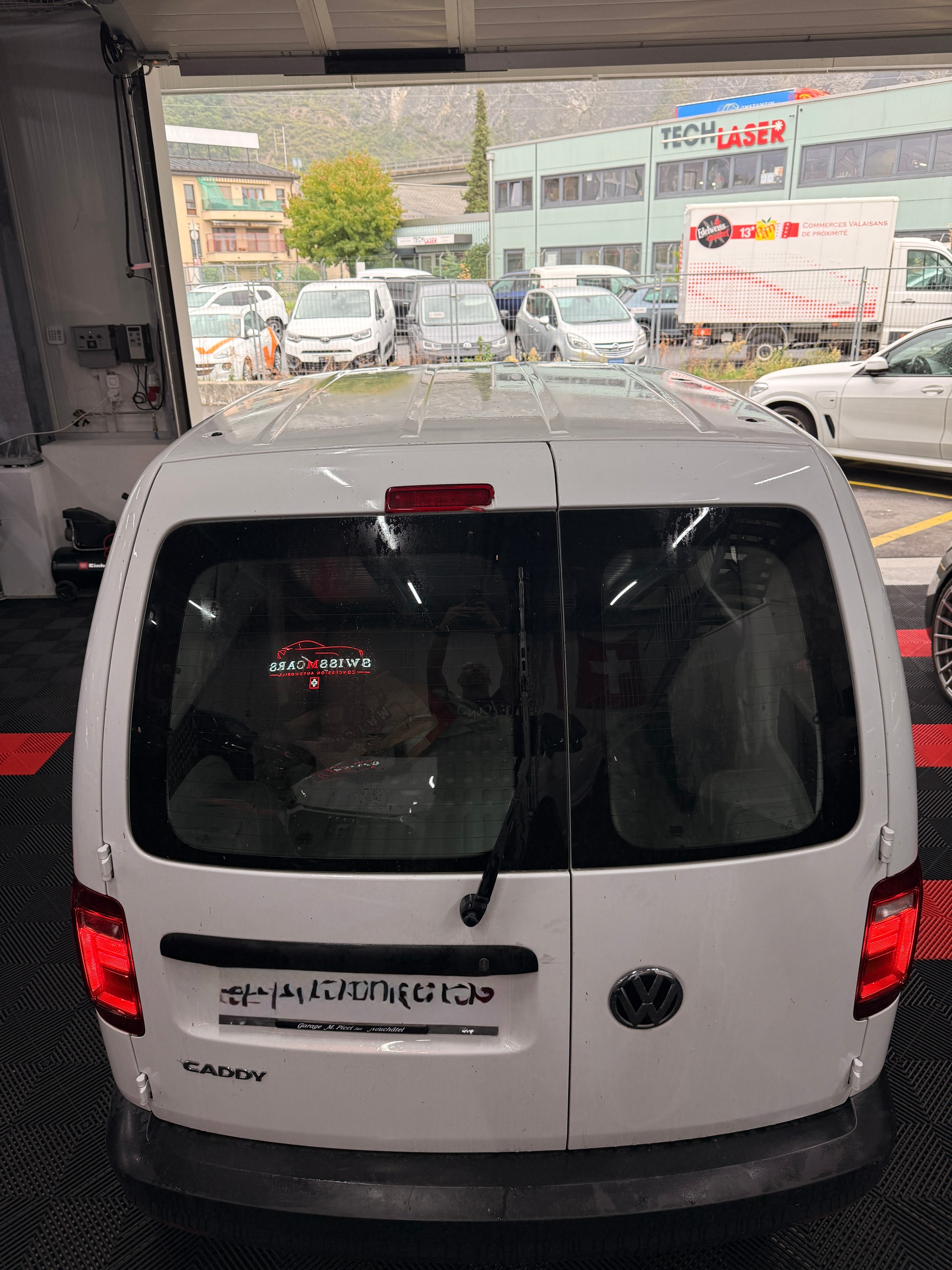 VW Caddy 1.2 TSI Entry BlueMotion Technology-image-9