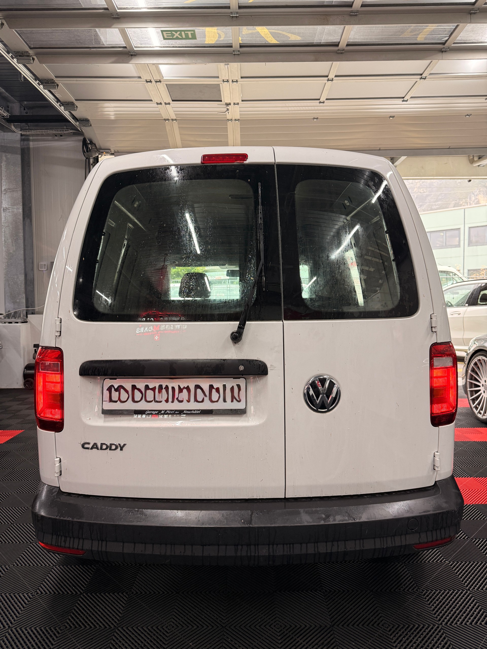 VW Caddy 1.2 TSI Entry BlueMotion Technology-image-8