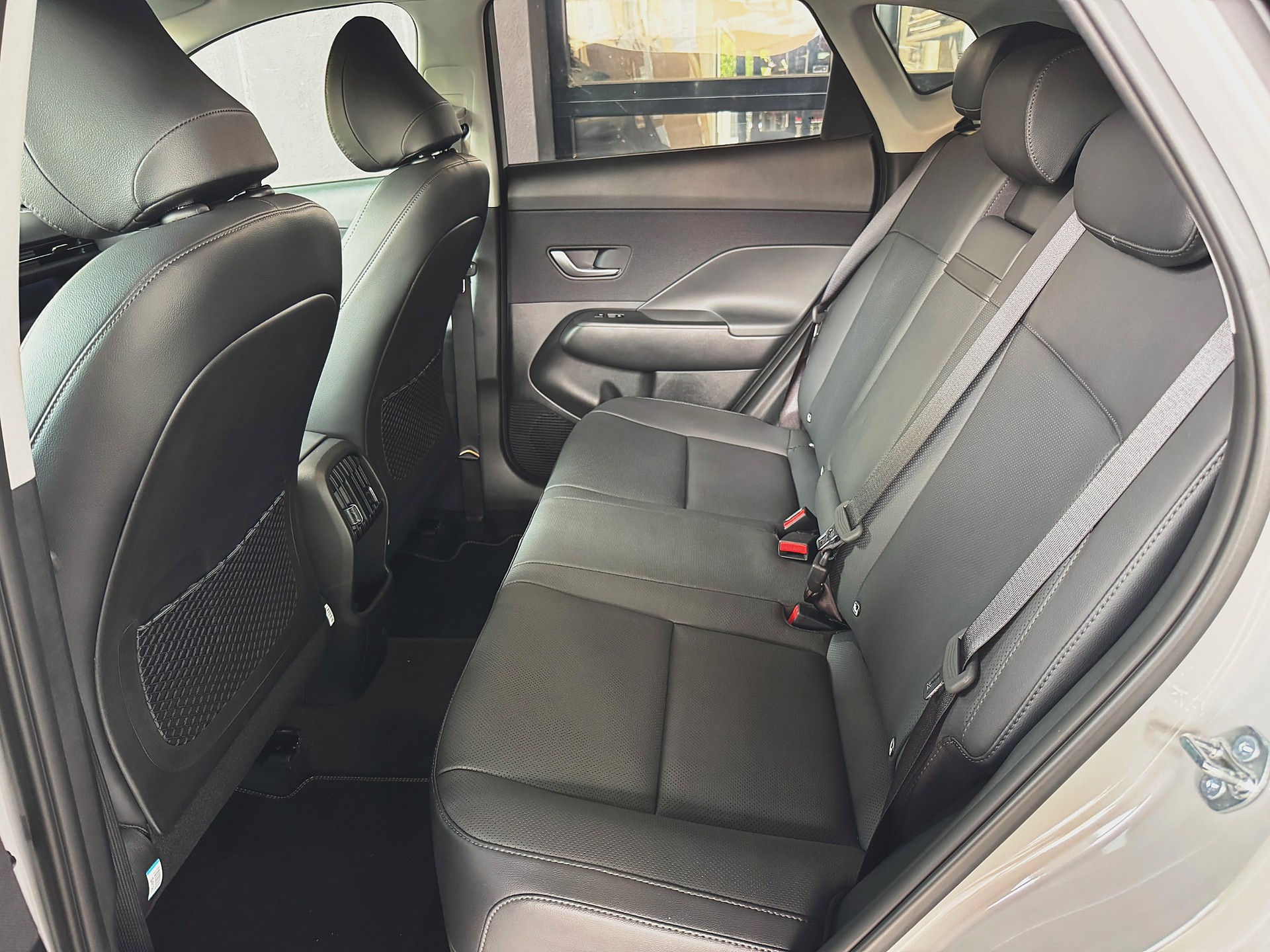 HYUNDAI Kona 1.6 GDi HEV Vertex DCT-image-5
