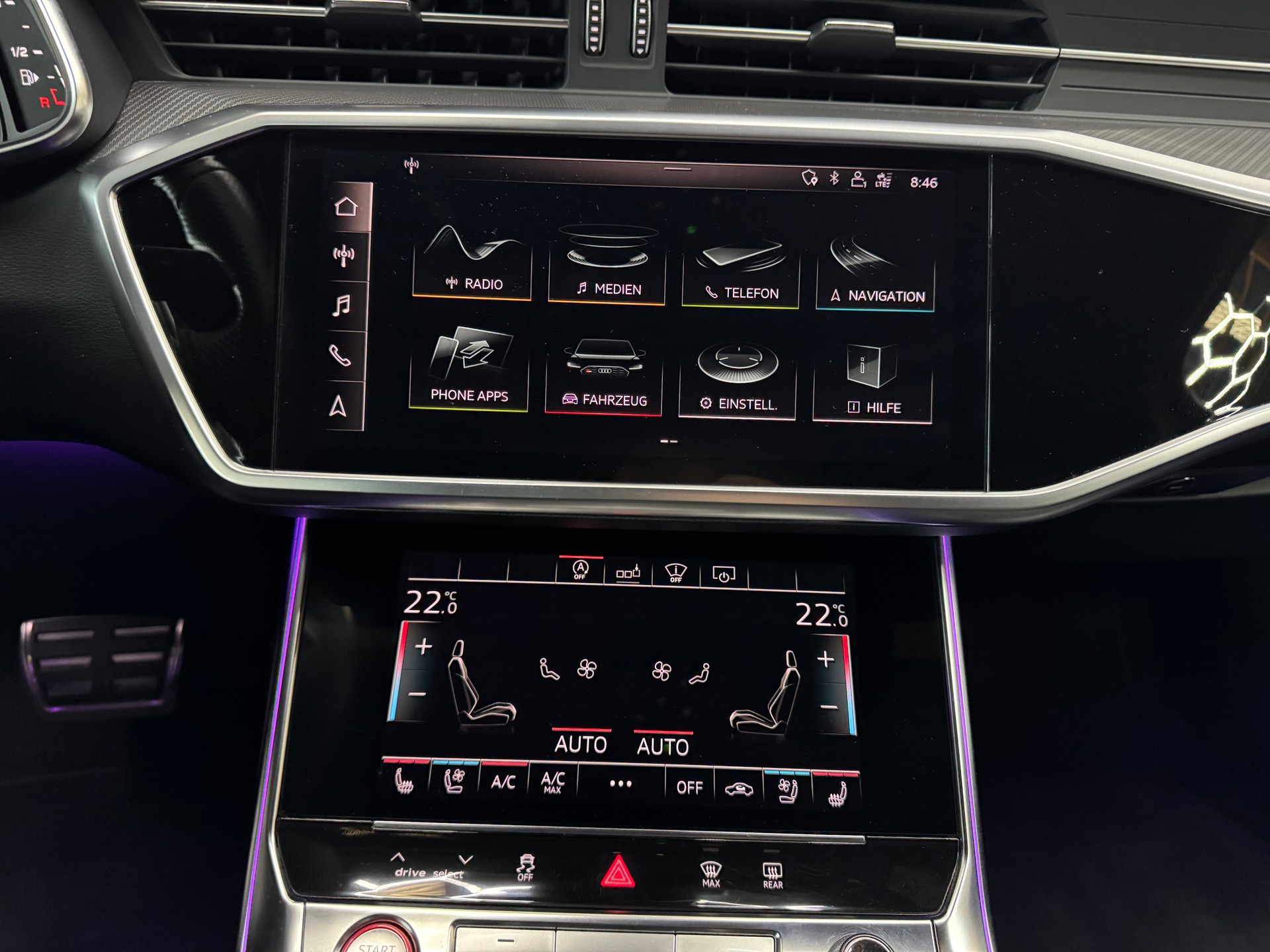 AUDI RS6 Avant 4.0 TFSI V8 quattro-image-18