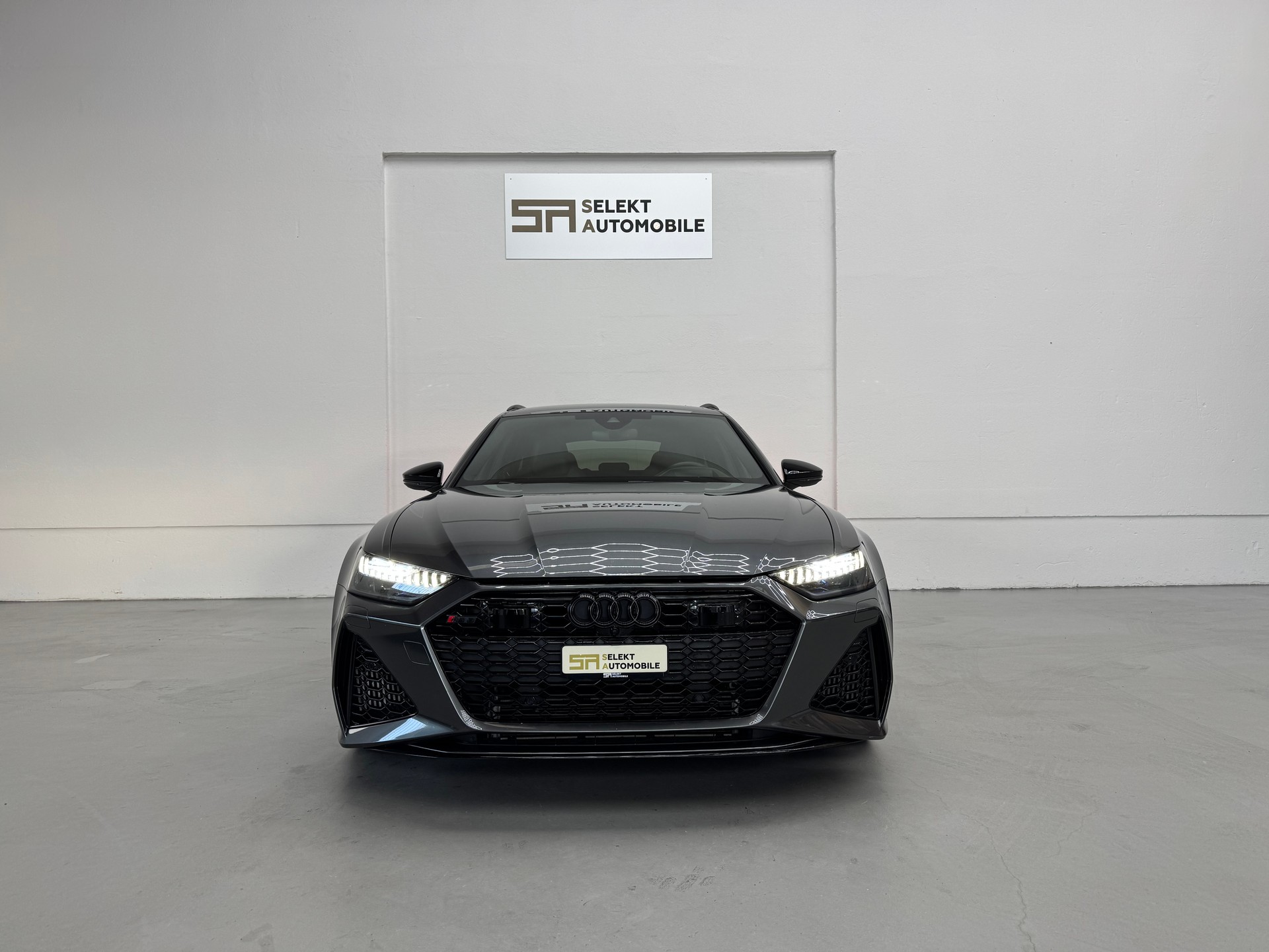 AUDI RS6 Avant 4.0 TFSI V8 quattro-image-2