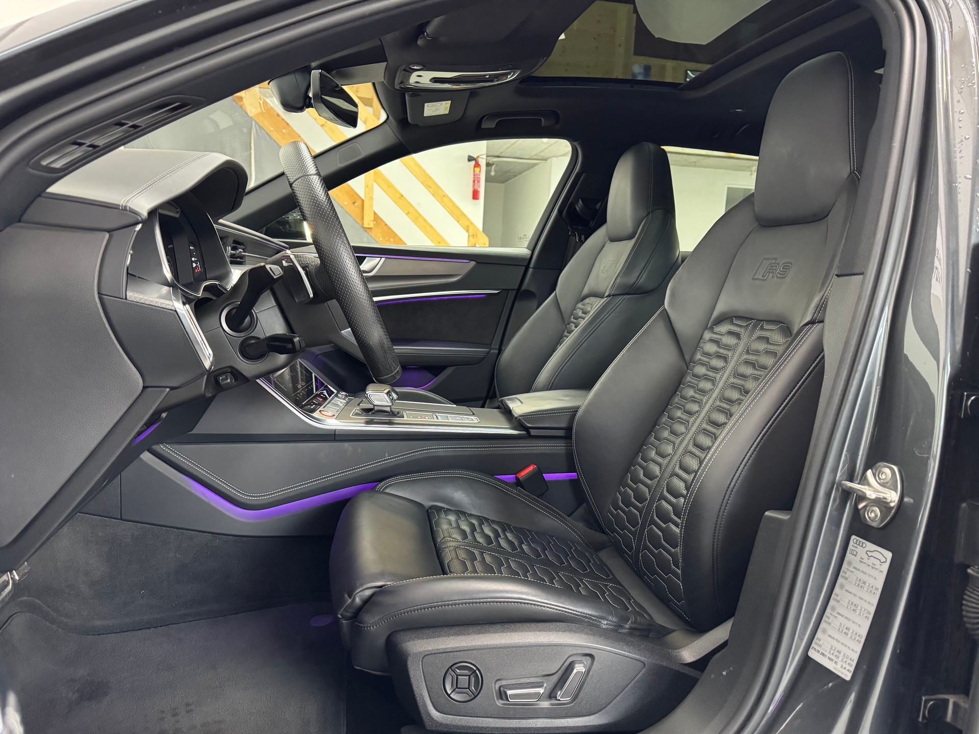 AUDI RS6 Avant 4.0 TFSI V8 quattro-image-9