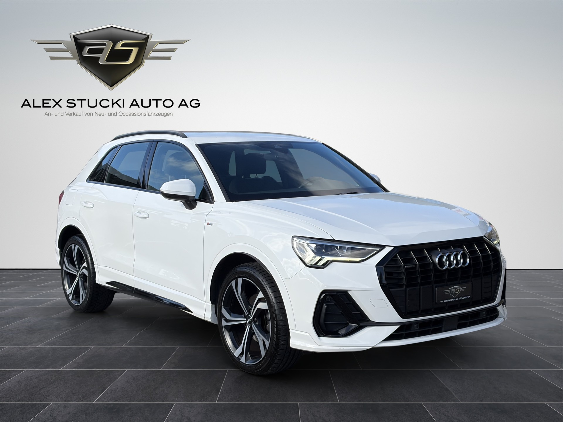 AUDI Q3 35 TDI S line quattro