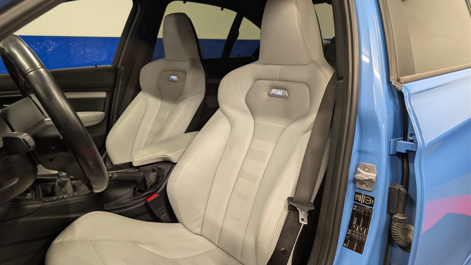 BMW M3-image-10