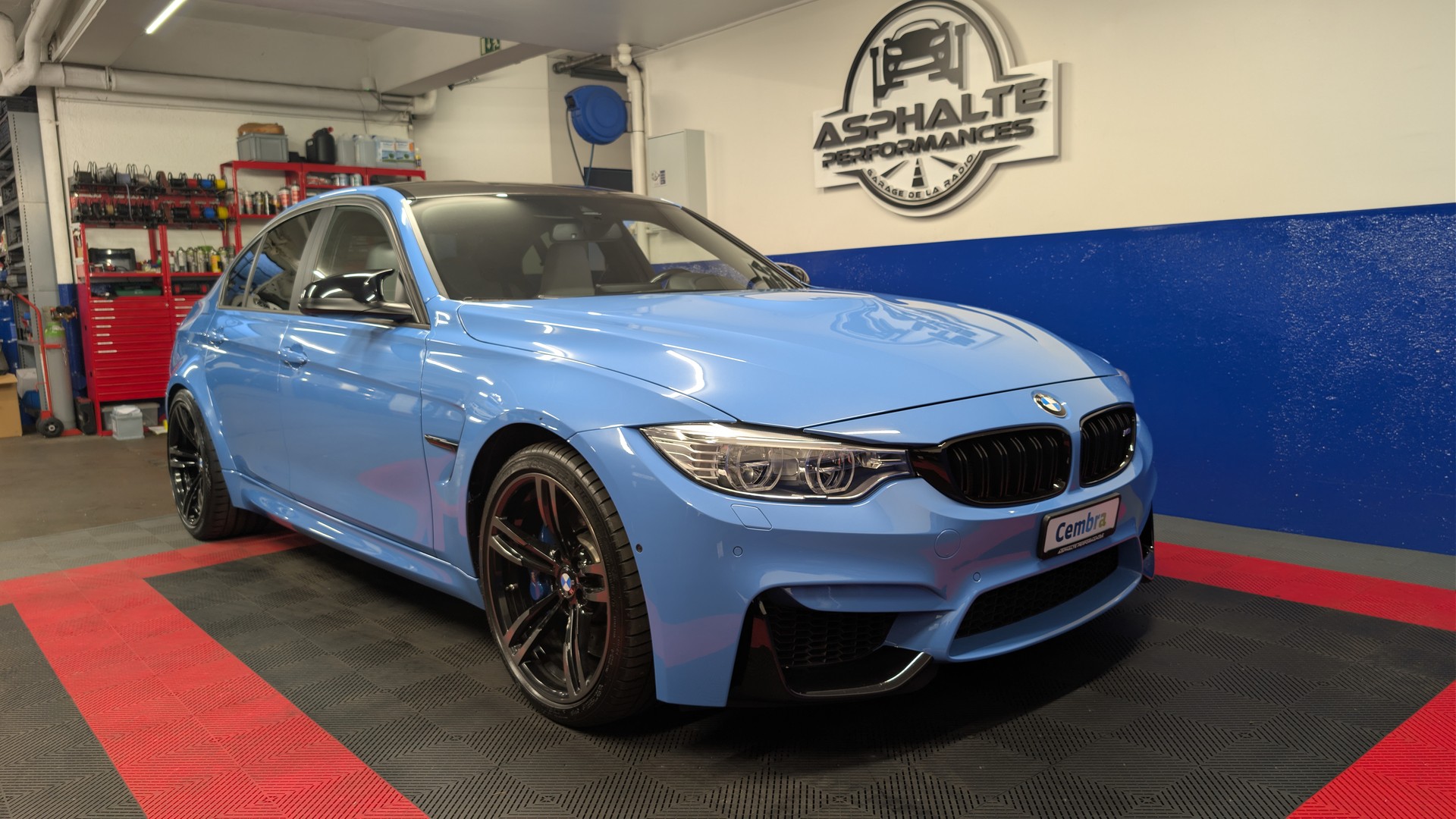 BMW M3-image-4