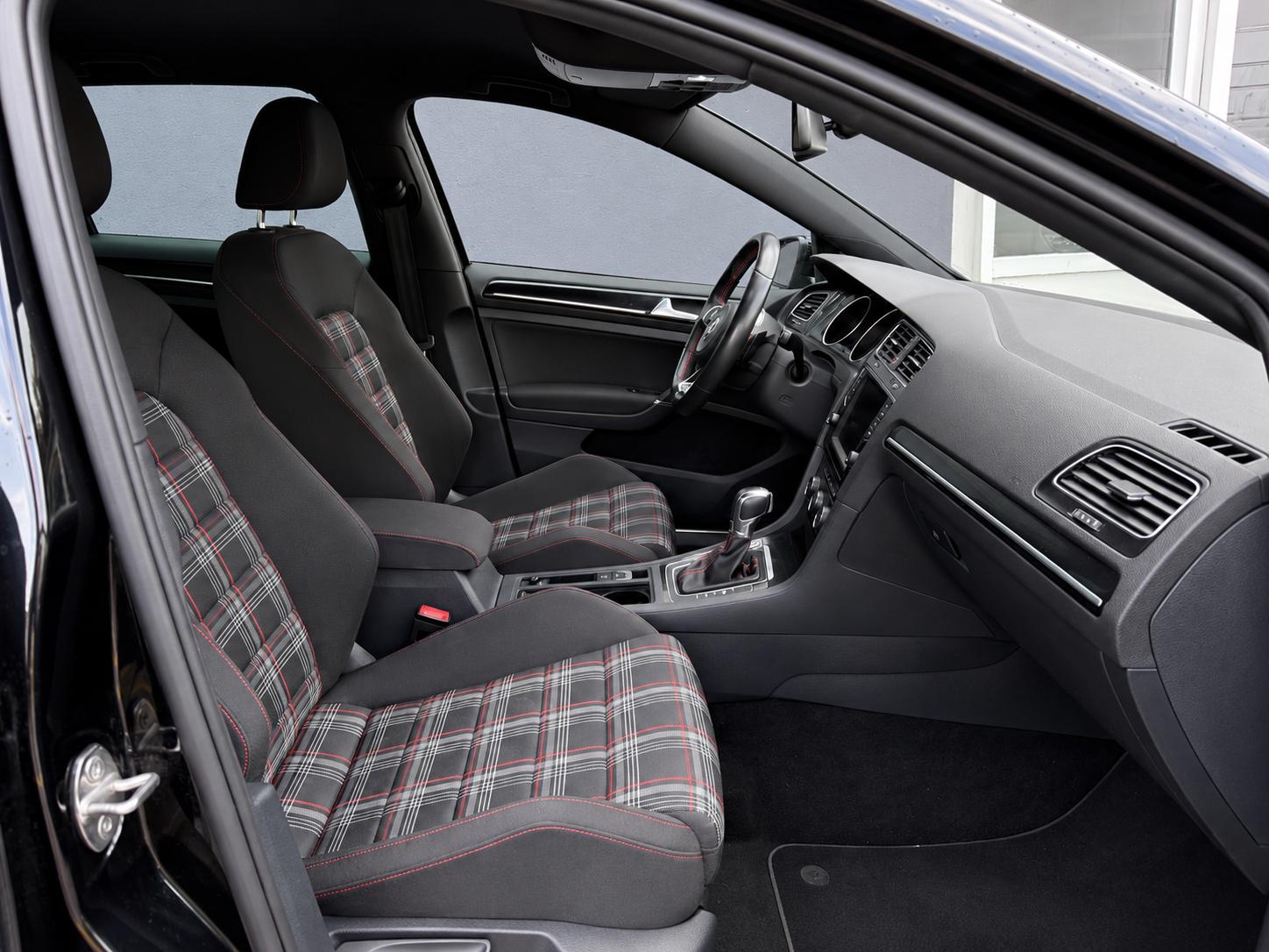 VW Golf 2.0 TSI GTI Performance DSG-image-26