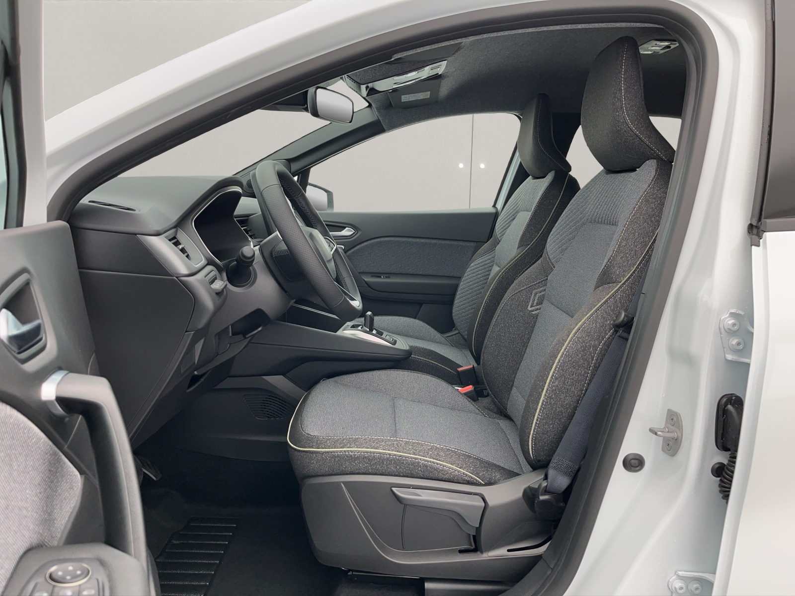 RENAULT Captur 1.8 E-Tech techno-image-7
