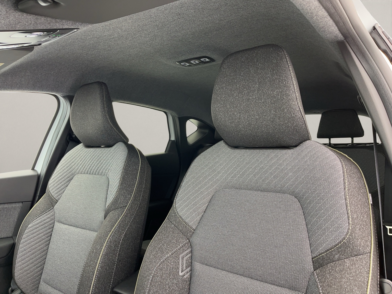 RENAULT Captur 1.8 E-Tech techno-image-14