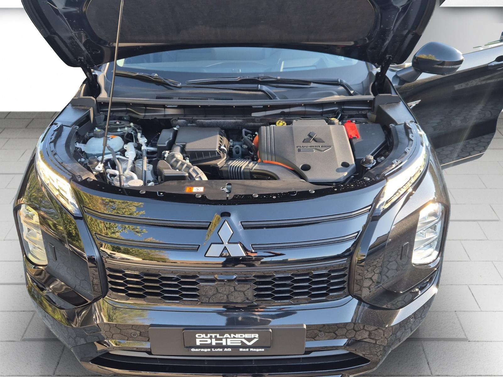 MITSUBISHI Outlander 2.4 PHEV Intense 4x4-image-14