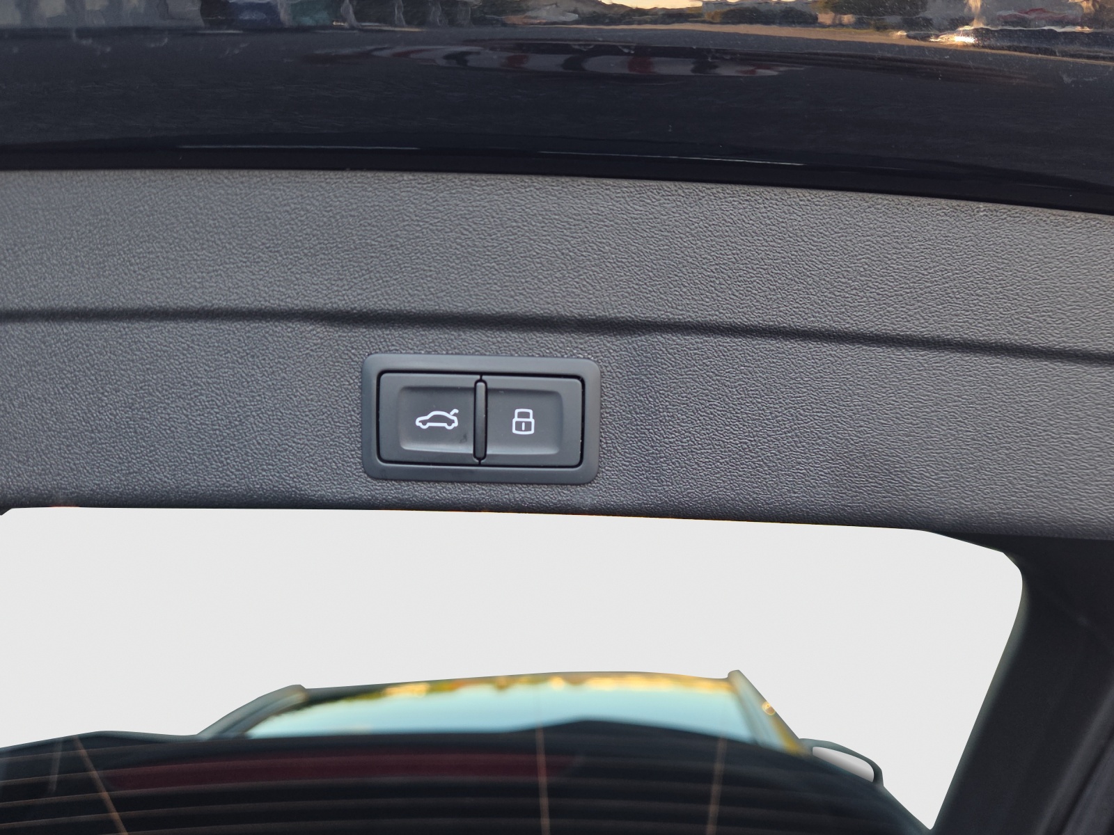 AUDI A6 Avant e-hybrid quattro 220 kW S tronic-image-13