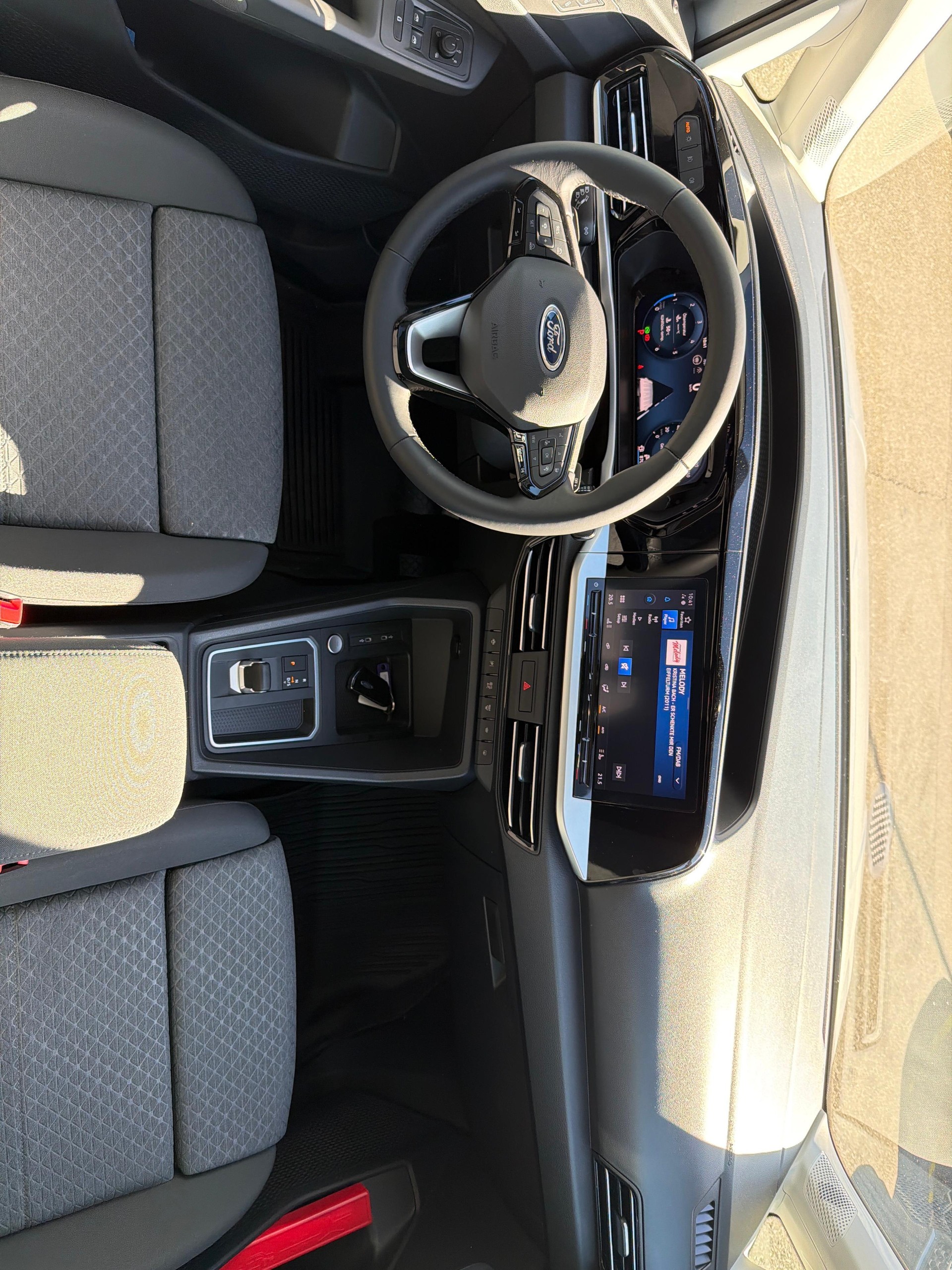 FORD Tourneo Grand Connect 2.0 EcoBlue 122 Titanium-image-8