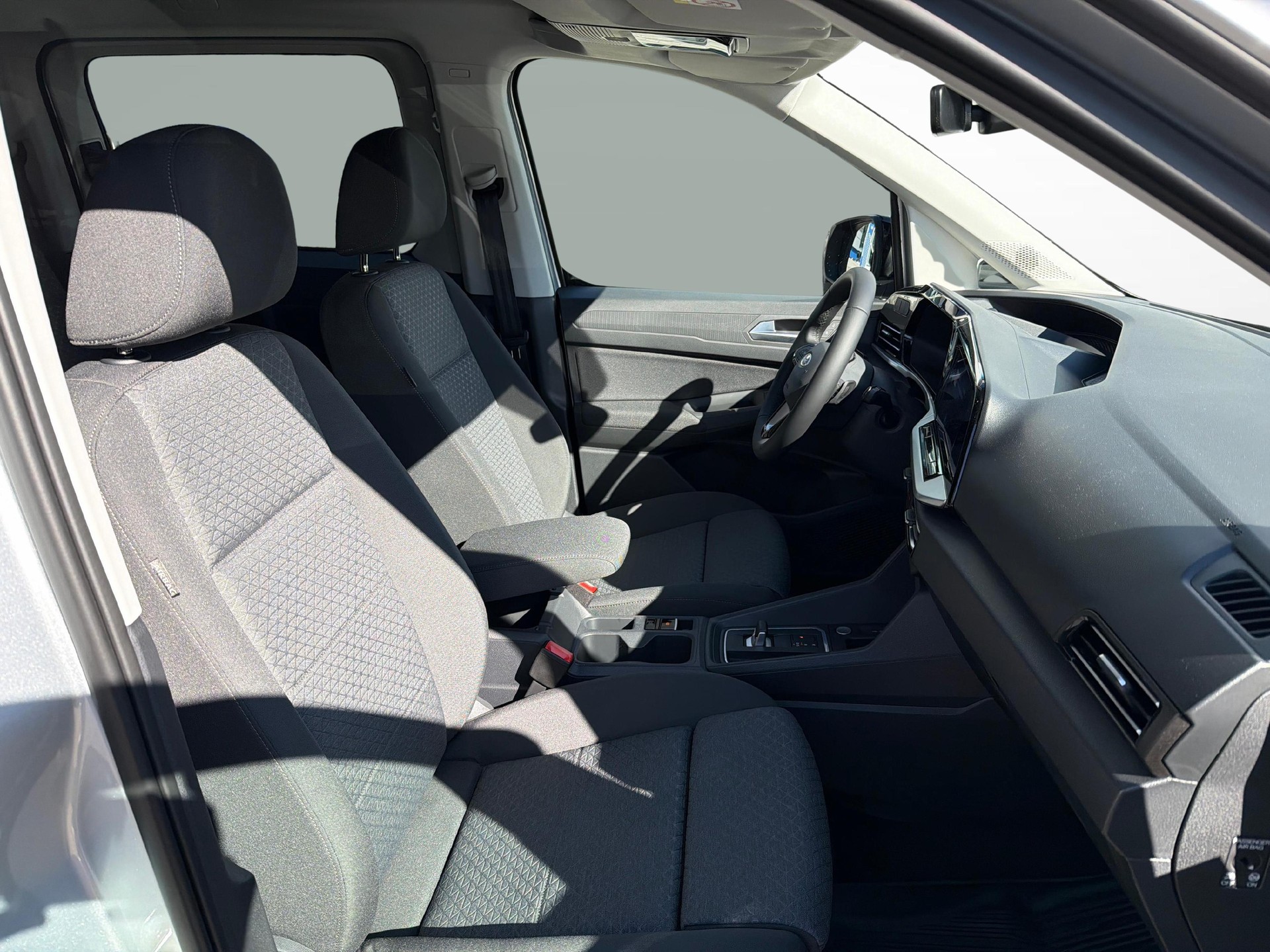 FORD Tourneo Grand Connect 2.0 EcoBlue 122 Titanium-image-9