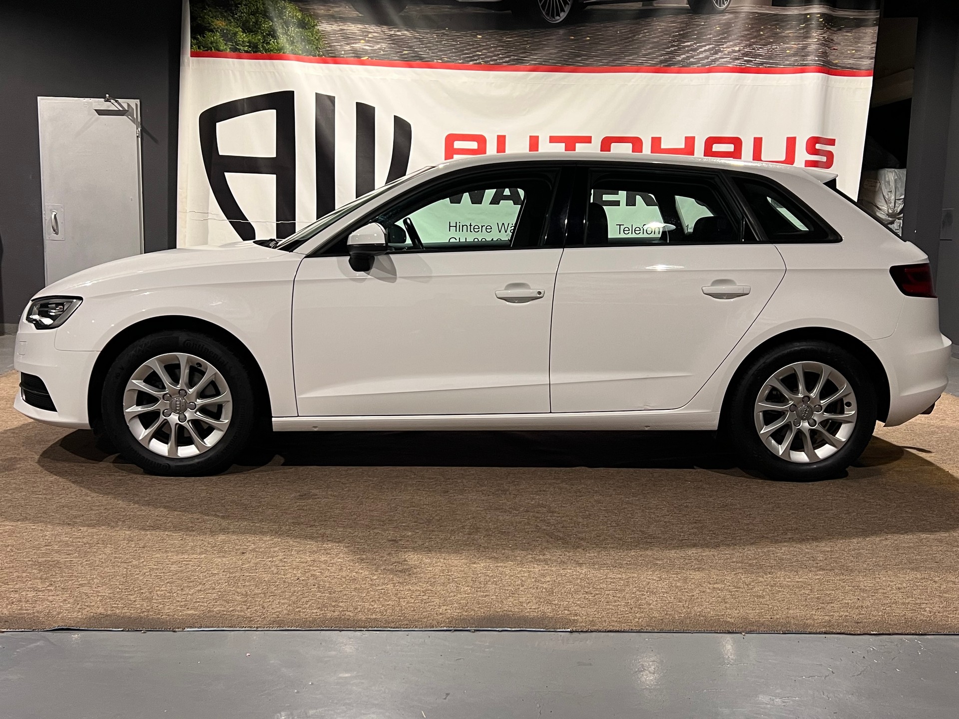 AUDI A3 Sportback 1.4 TFSI Ambition-image-5