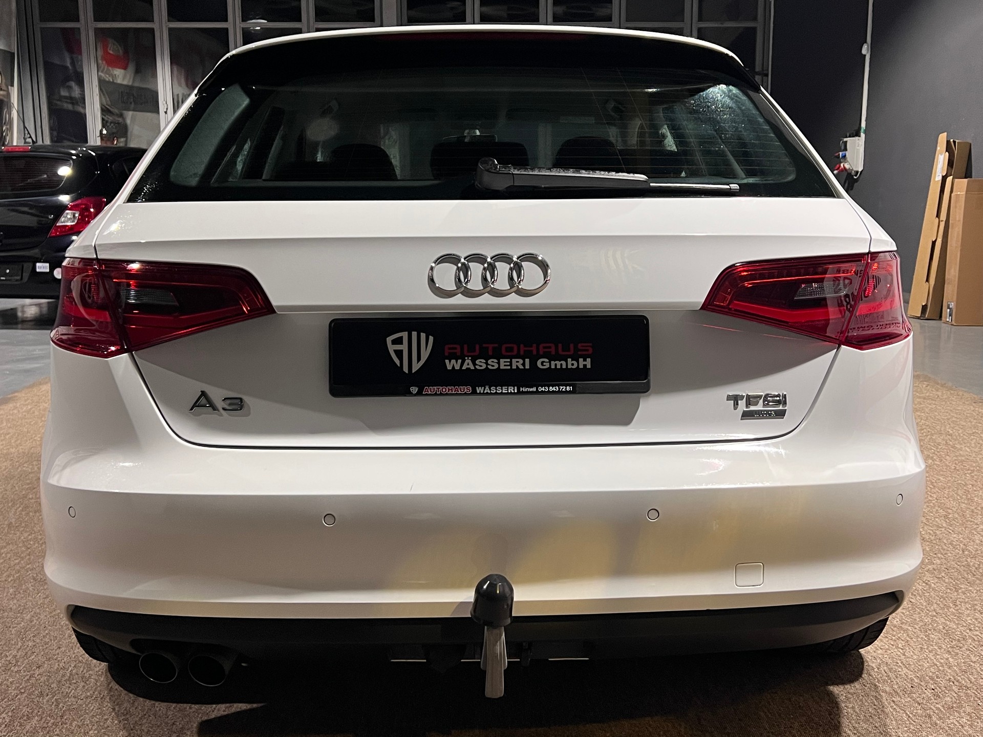 AUDI A3 Sportback 1.4 TFSI Ambition-showroom-element-3