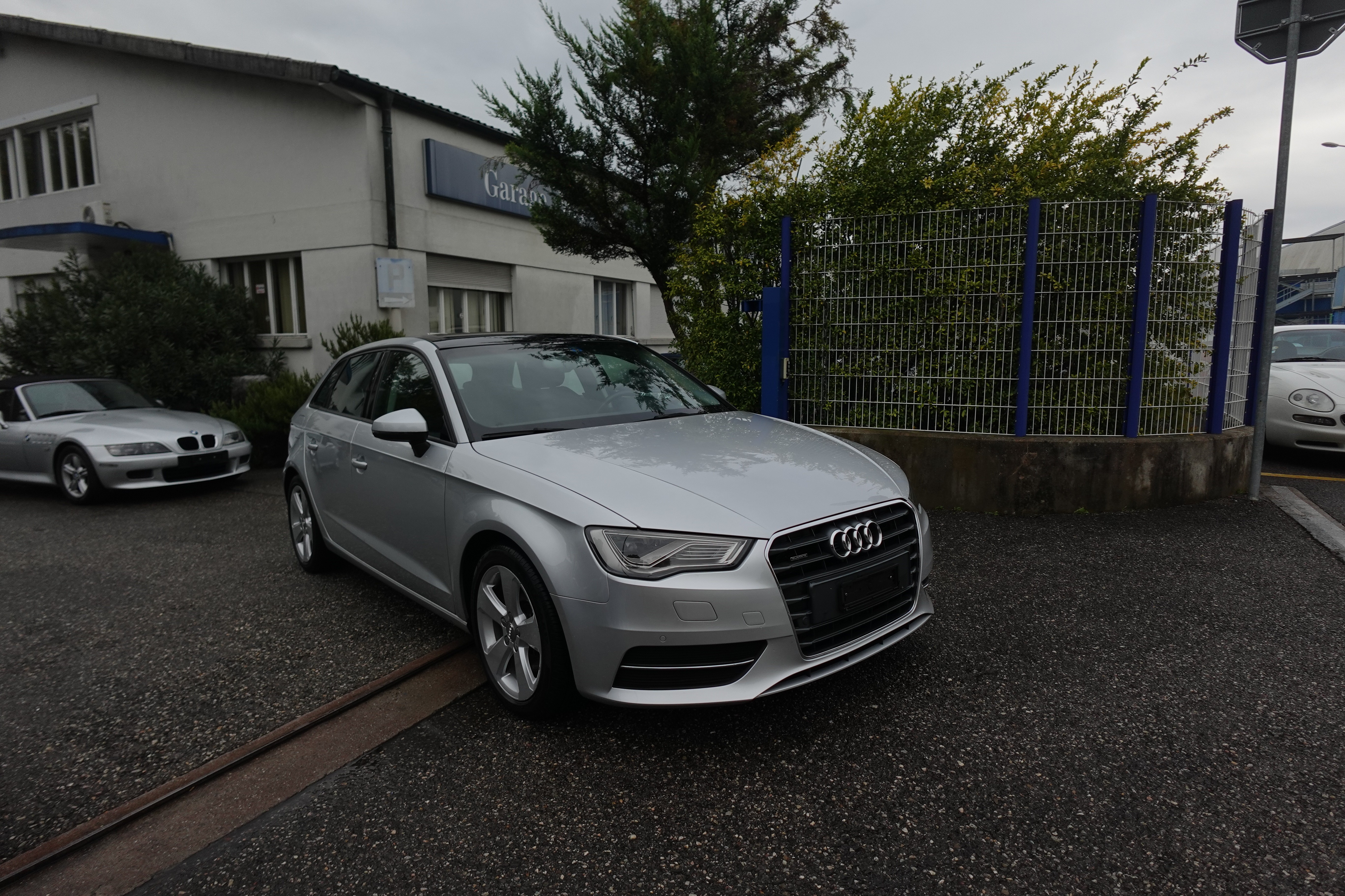 Car photo