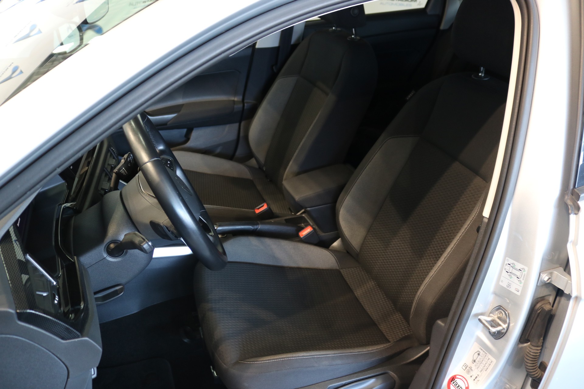 VW Polo 1.0 TSI Style DSG-image-18