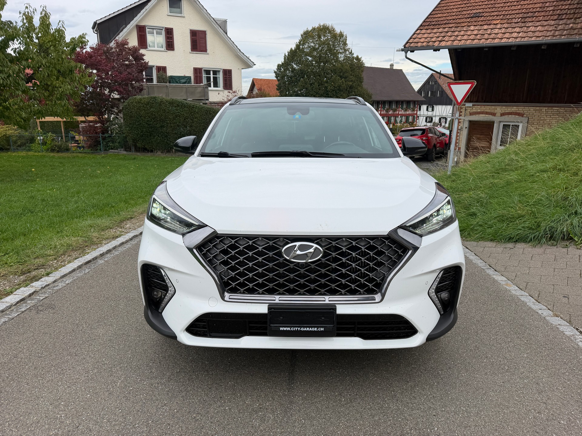 HYUNDAI Tucson 2.0 CRDi 185 PS N-Line 4WD-image-1