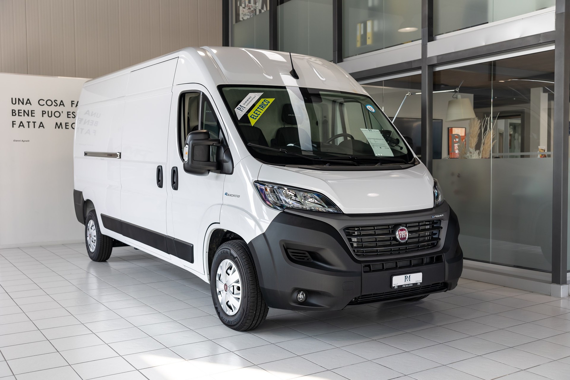FIAT New E-Ducato 35 47kWh LH2 L3H2 Comfort Full Option-image-3