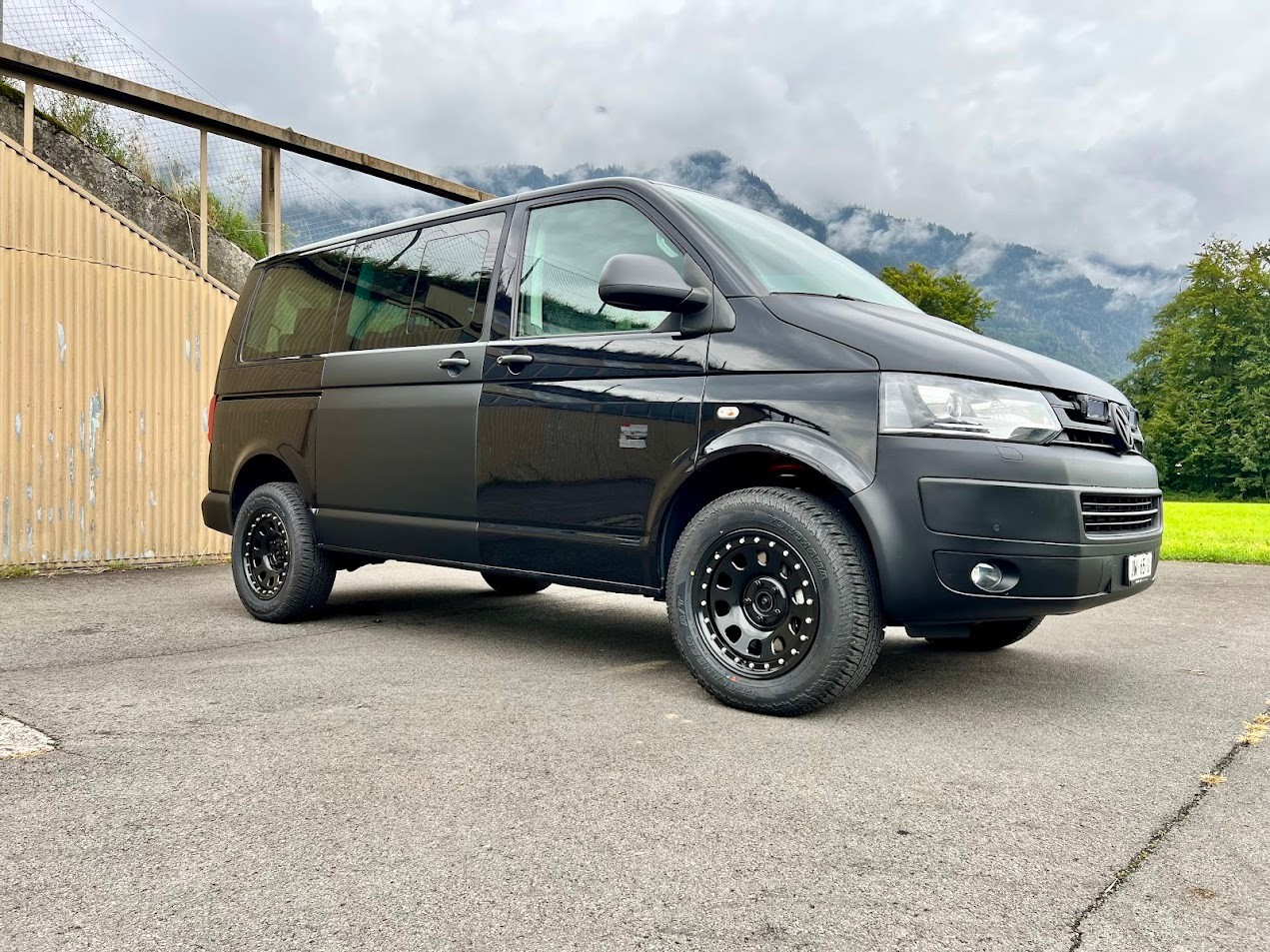 VW T5 Multivan 2.0 Bi-TDI CR Gravus 4Motion DSG-image-3