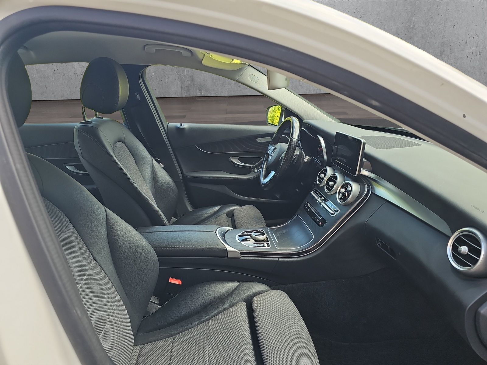 MERCEDES-BENZ C 250 BlueTEC Avantgarde 4Matic 9G-Tronic-image-10