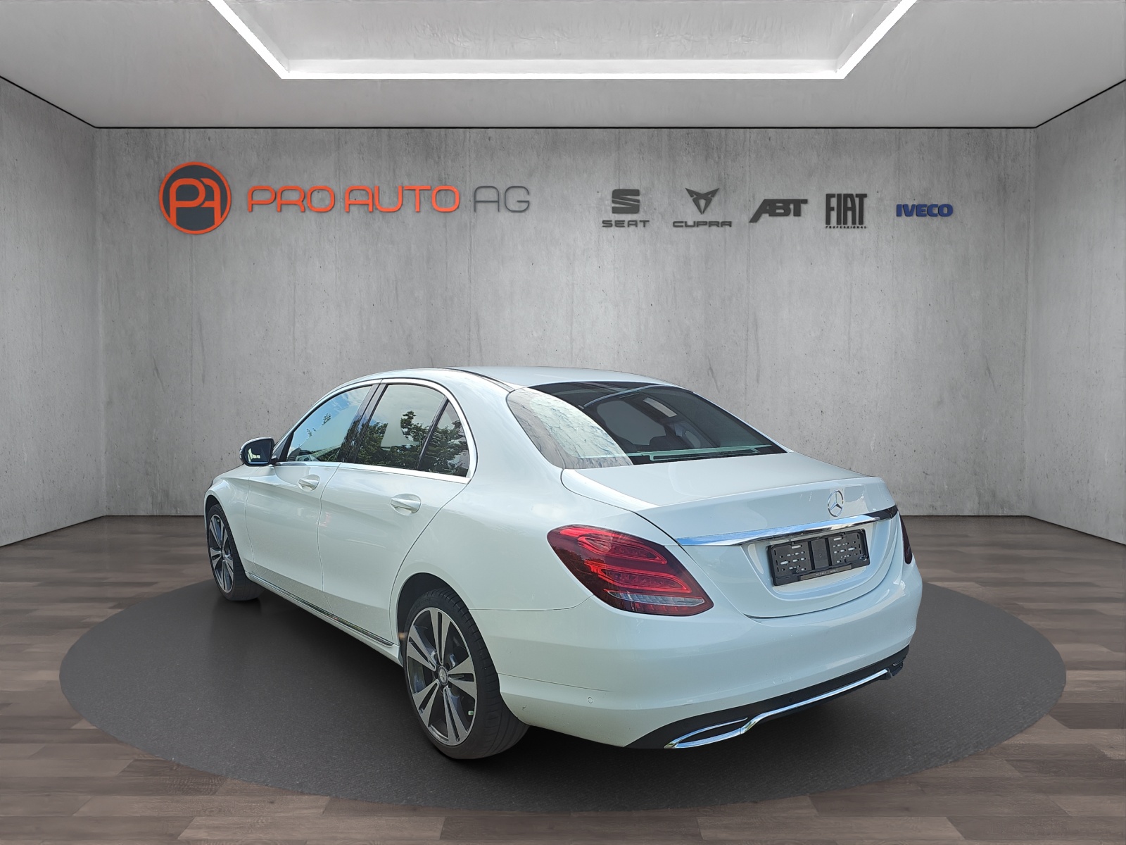 MERCEDES-BENZ C 250 BlueTEC Avantgarde 4Matic 9G-Tronic-image-2