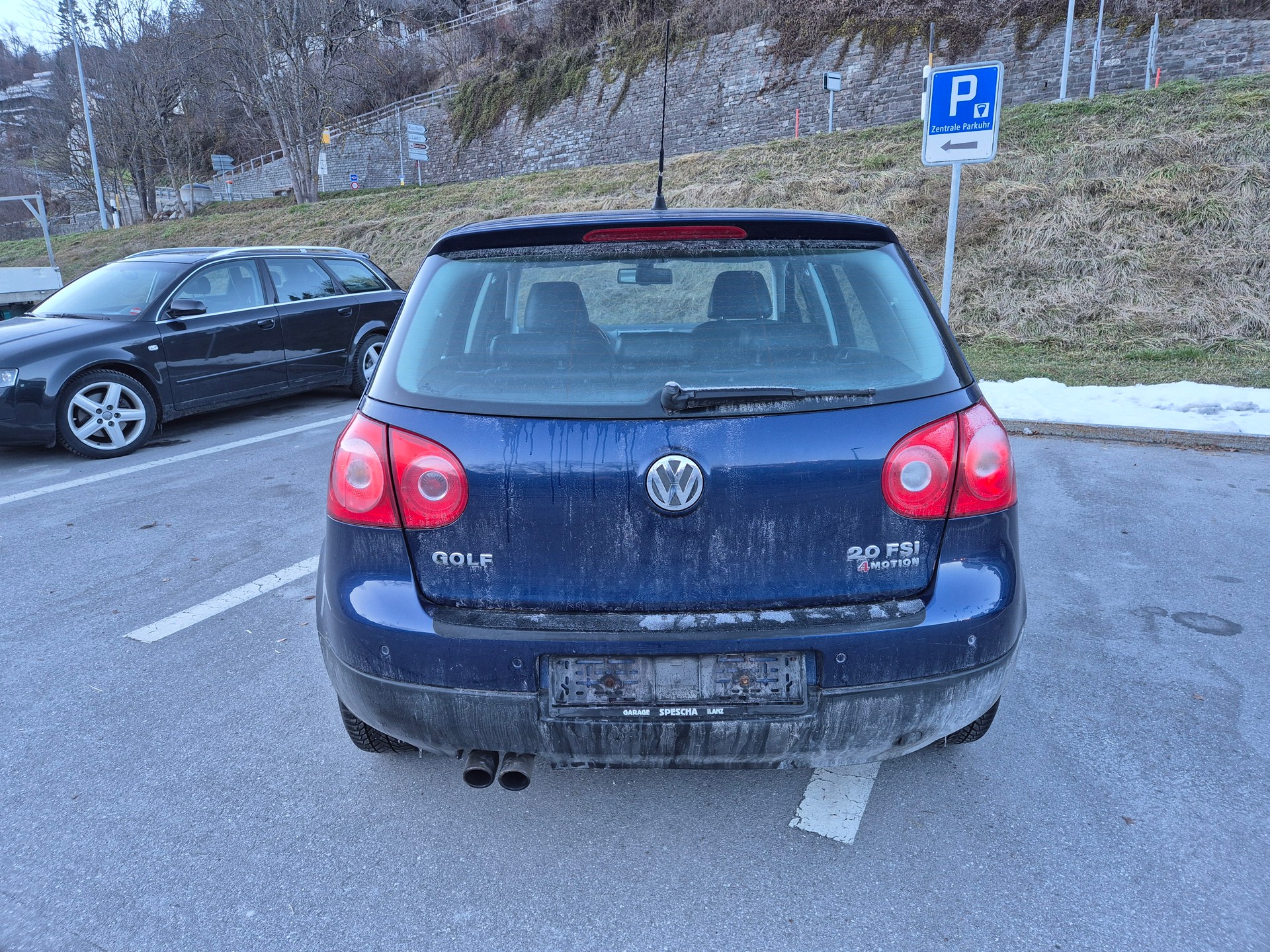 VW Golf 2.0 FSI Comfortline 4Motion-image-7